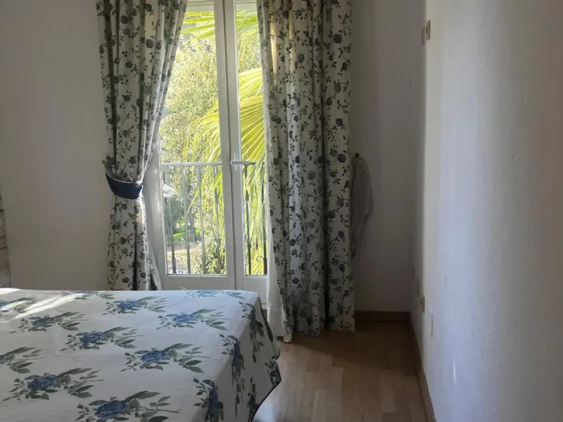 Spectacular Corner Apartment for Sale in the Prestigious Golden Mile, Urbanisation Los Pinos de Nagüeles – Marbella