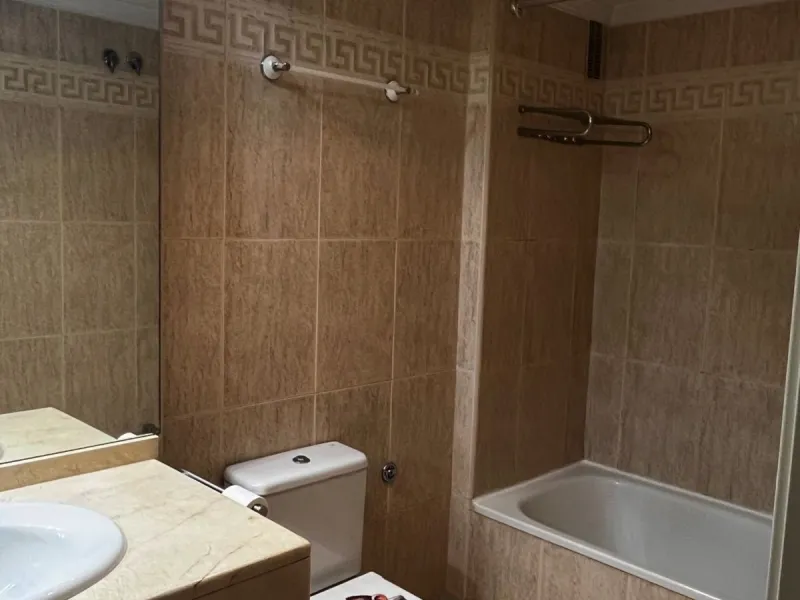 Spectacular Corner Apartment for Sale in the Prestigious Golden Mile, Urbanisation Los Pinos de Nagüeles – Marbella
