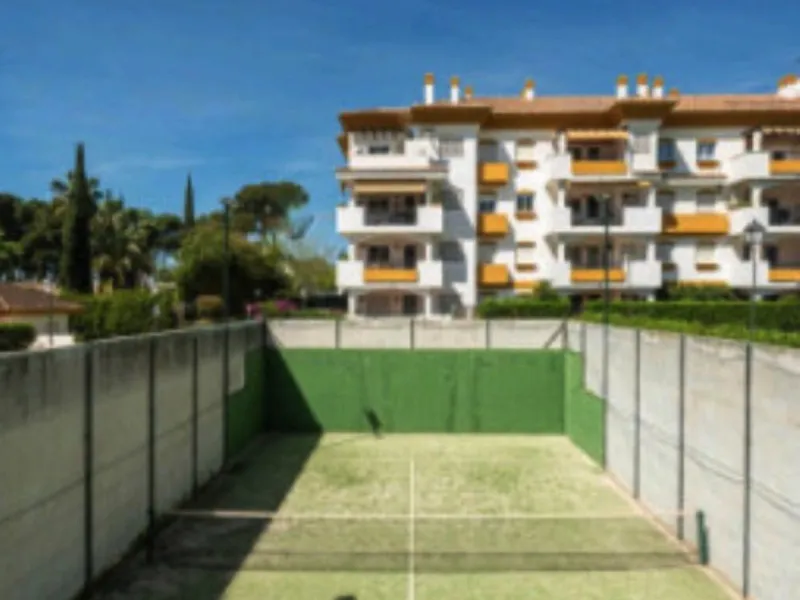 Spectacular Corner Apartment for Sale in the Prestigious Golden Mile, Urbanisation Los Pinos de Nagüeles – Marbella