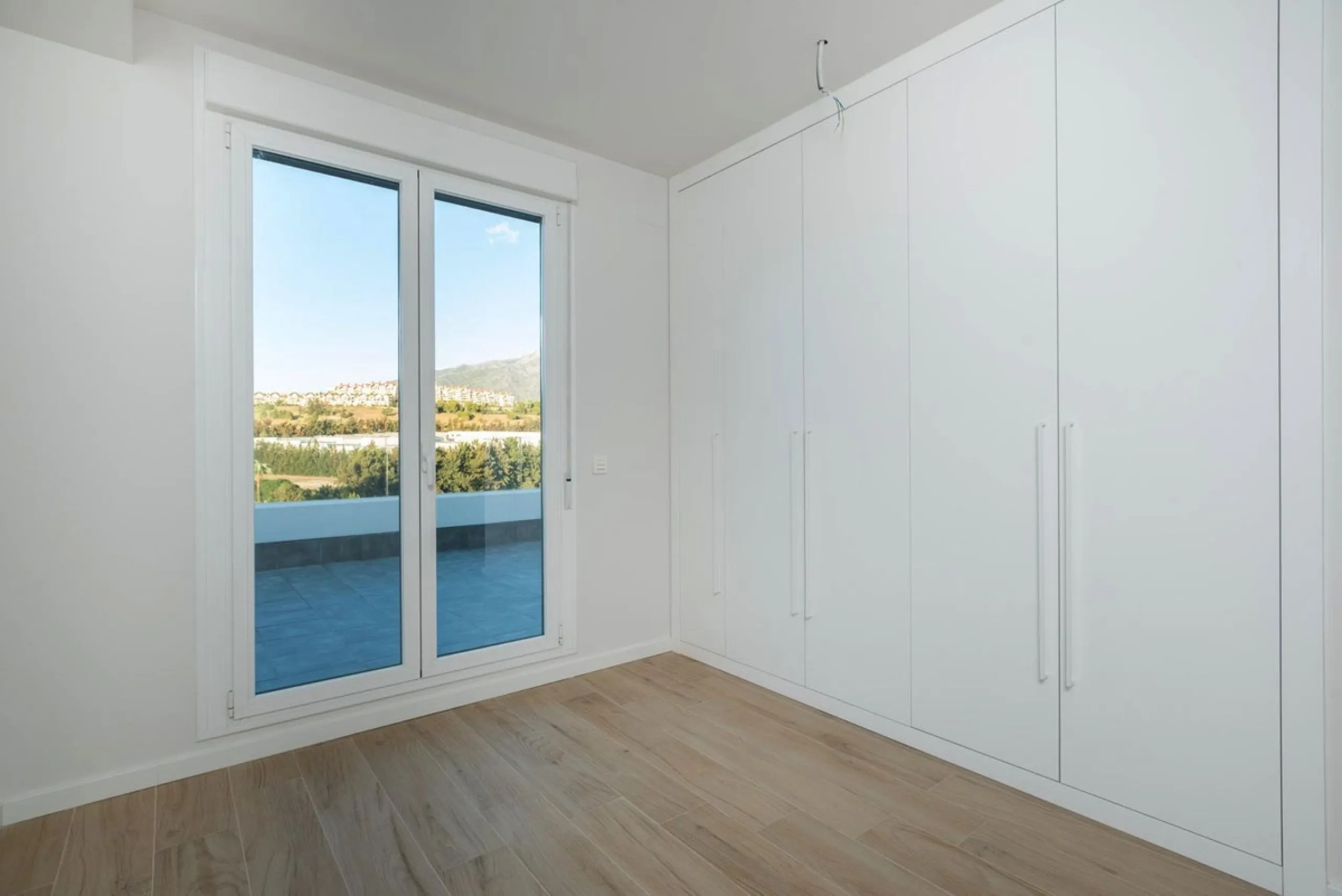 Apartment - Middle Floor Apartment в продаже в Marbella, Málaga. В доме 2 спален и 2 ванных комнат. Площадь дома 88 м²