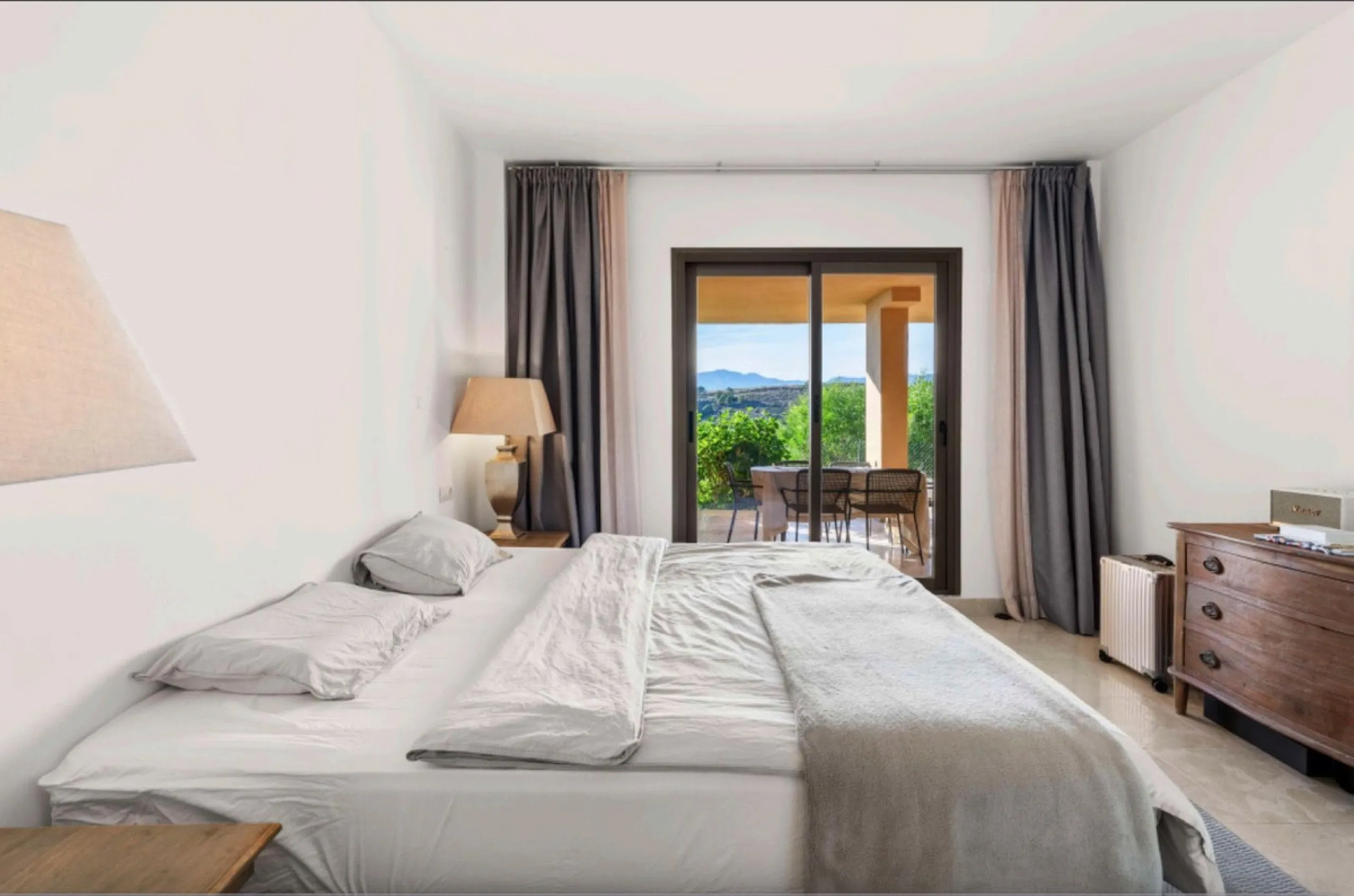 Cosy 2-Bedroom Ground-Floor Apartment with Sea and Mountain Views – Hacienda del Señorio de Cifuentes, Benahavís
