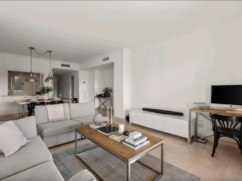 Cosy 2-Bedroom Ground-Floor Apartment with Sea and Mountain Views – Hacienda del Señorio de Cifuentes, Benahavís