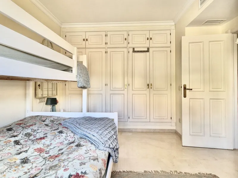 Fantastic opportunity in the sought-after urbanisation of Andalucia Alta.