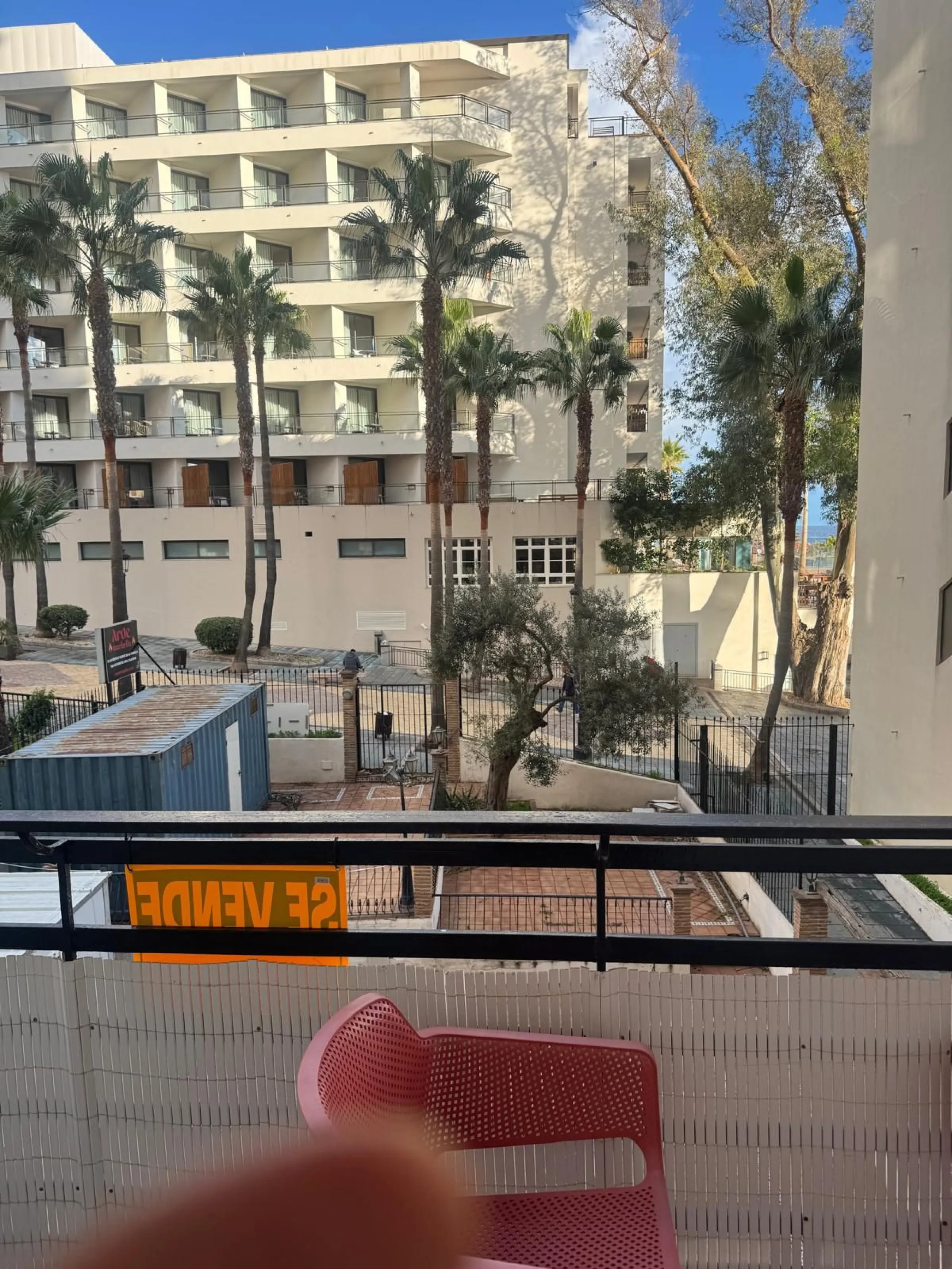 Apartment - Middle Floor Apartment в продаже в Marbella, Málaga. В доме 2 спален и 1 ванных комнат. Площадь дома 55 м²