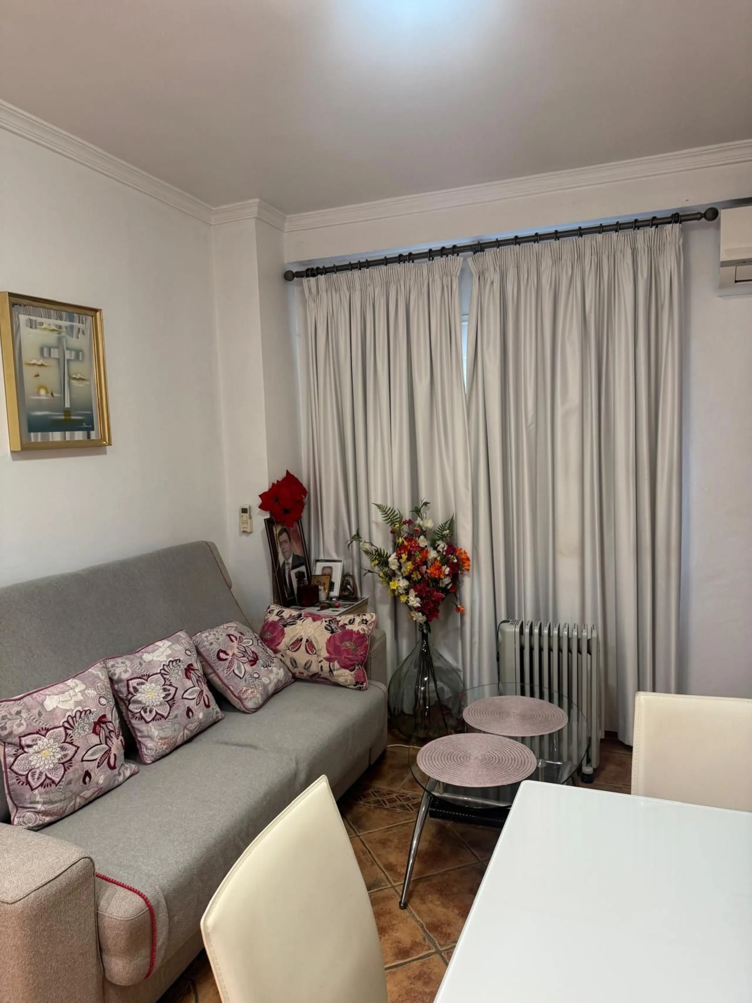 Apartment - Middle Floor Apartment в продаже в Marbella, Málaga. В доме 2 спален и 1 ванных комнат. Площадь дома 55 м²