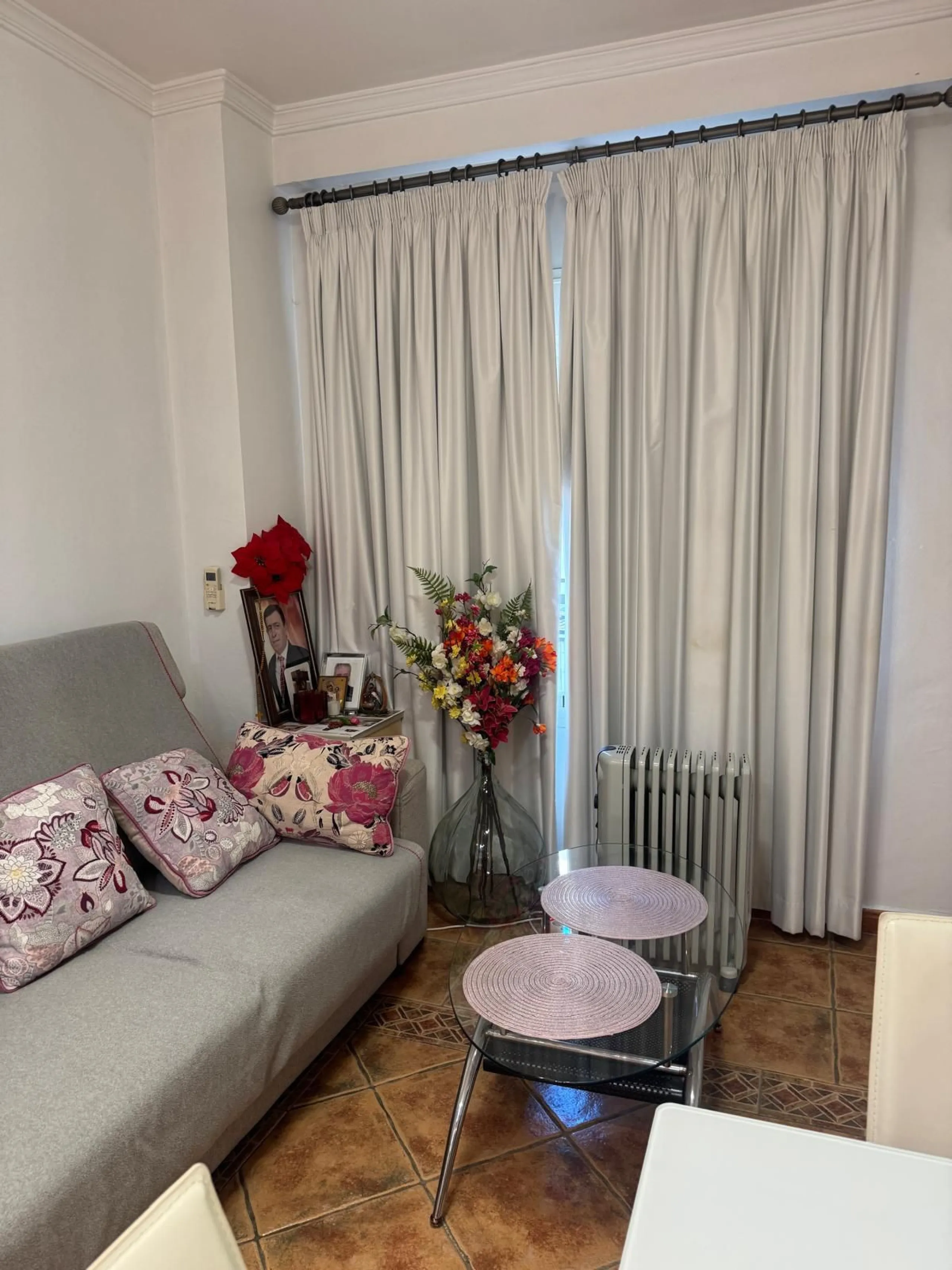 Apartment - Middle Floor Apartment в продаже в Marbella, Málaga. В доме 2 спален и 1 ванных комнат. Площадь дома 55 м²