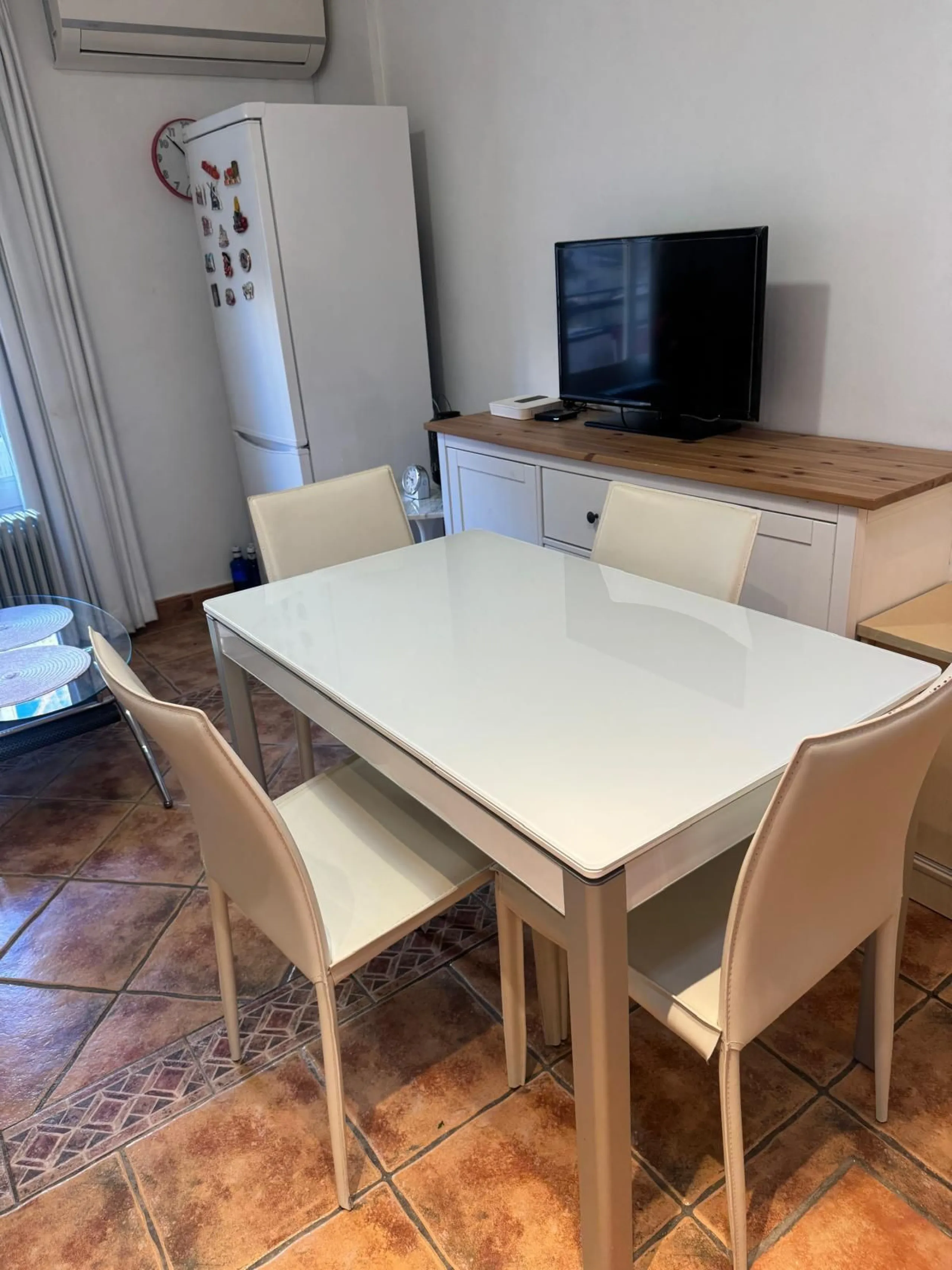 Apartment - Middle Floor Apartment в продаже в Marbella, Málaga. В доме 2 спален и 1 ванных комнат. Площадь дома 55 м²