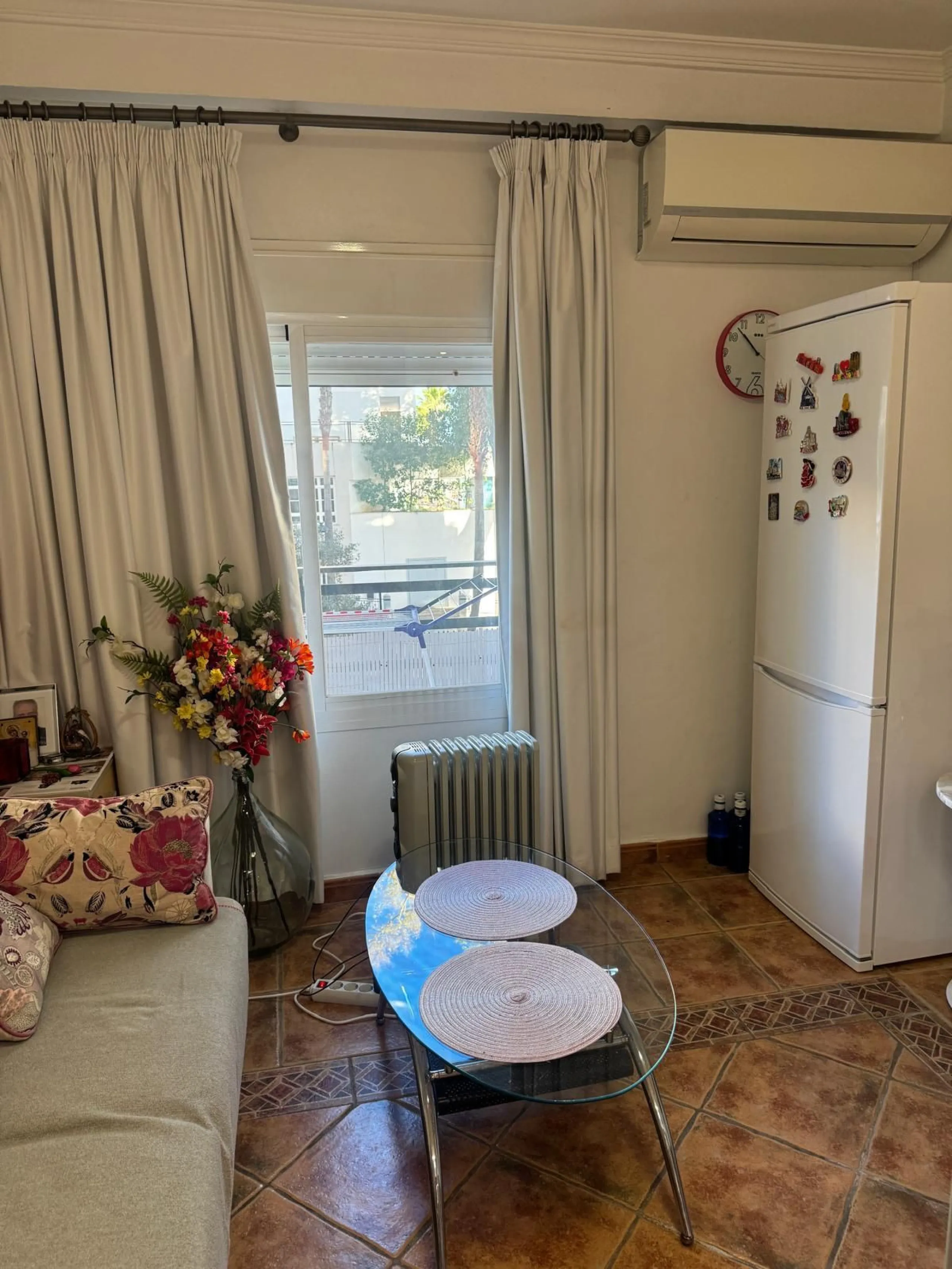 Apartment - Middle Floor Apartment в продаже в Marbella, Málaga. В доме 2 спален и 1 ванных комнат. Площадь дома 55 м²