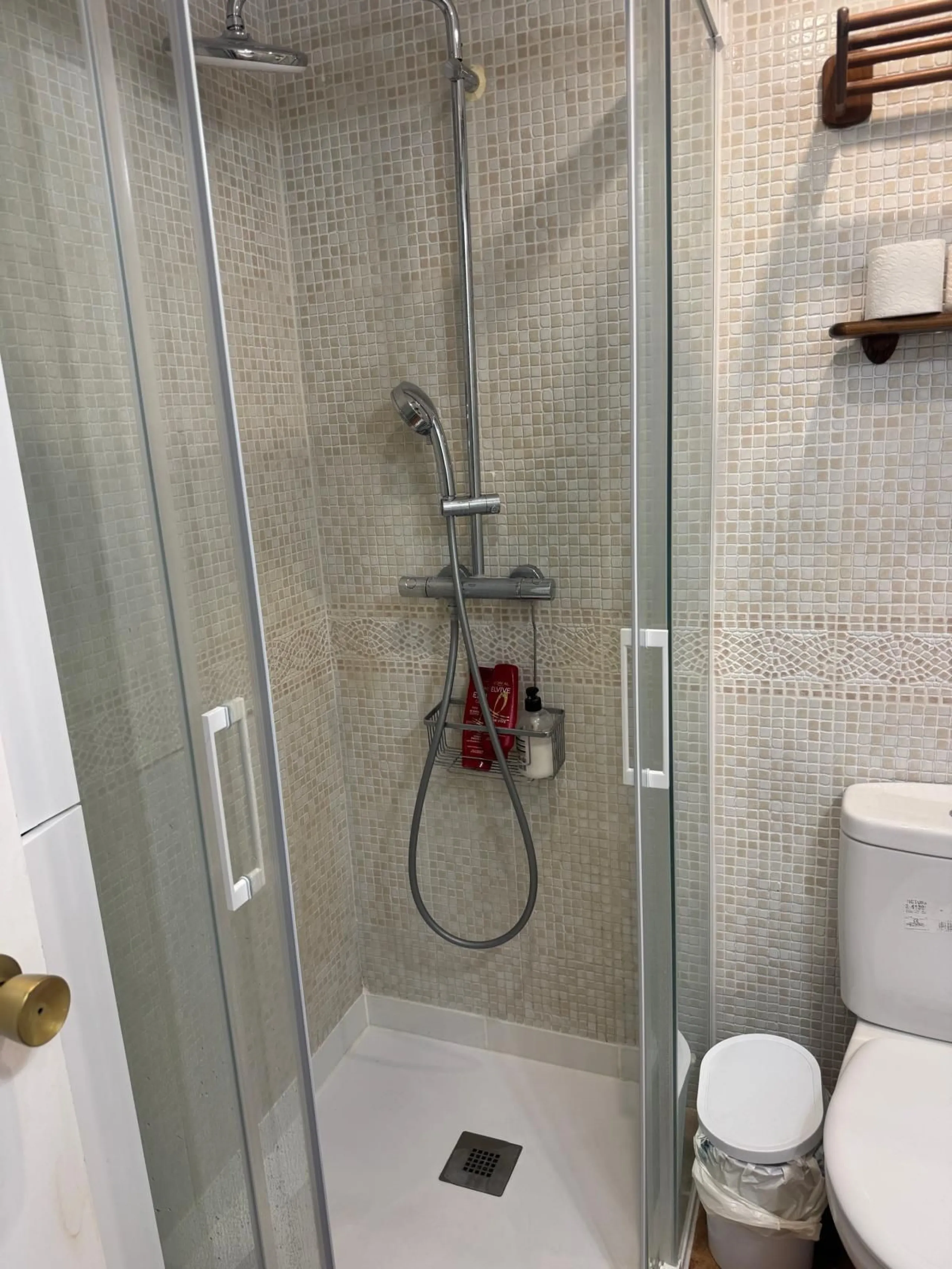 Apartment - Middle Floor Apartment в продаже в Marbella, Málaga. В доме 2 спален и 1 ванных комнат. Площадь дома 55 м²