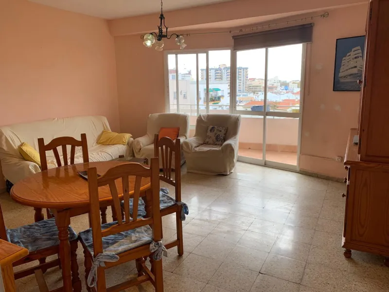 Please be informed that the pictures do not reflect the current state of the property. It is being reformed (end of January 2026)