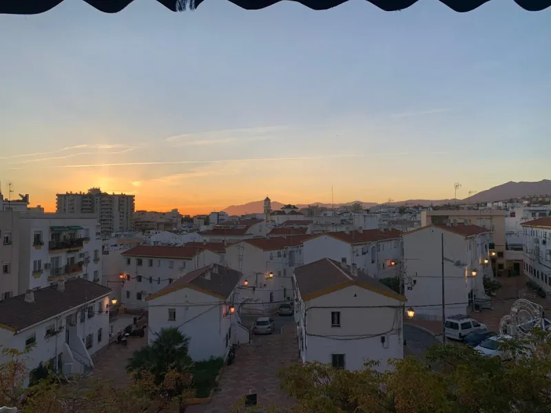 Please be informed that the pictures do not reflect the current state of the property. It is being reformed (end of January 2026)
