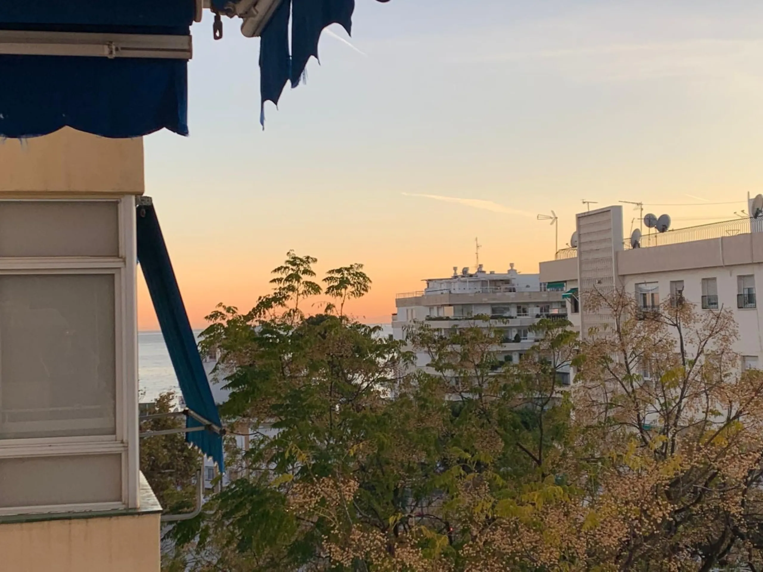 Please be informed that the pictures do not reflect the current state of the property. It is being reformed (end of January 2026)