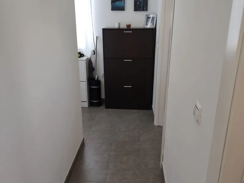 Apartment - Penthouse в продаже в Estepona, Málaga. В доме 2 спален и 1 ванных комнат. Площадь дома 90 м²