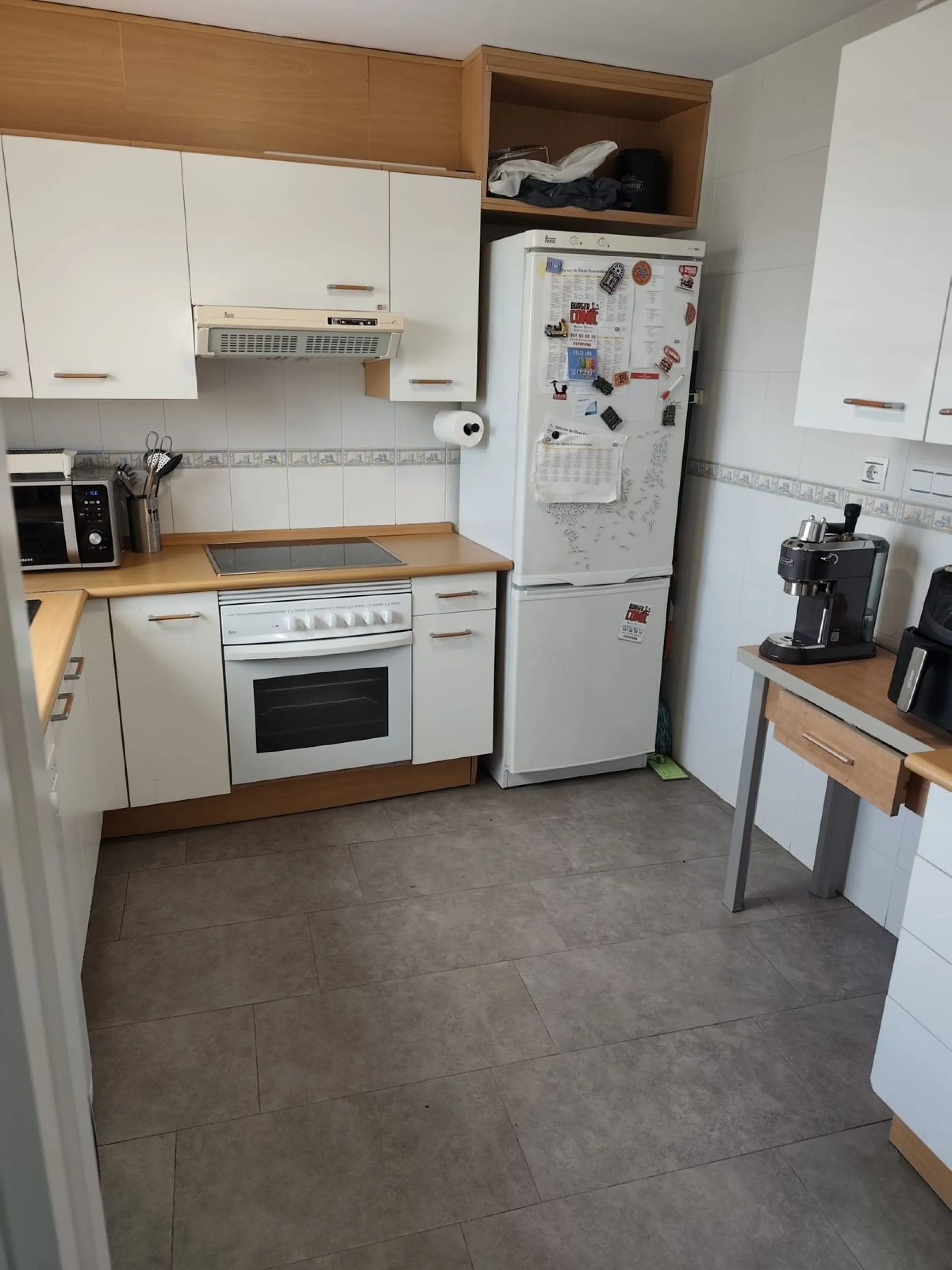 Apartment - Penthouse в продаже в Estepona, Málaga. В доме 2 спален и 1 ванных комнат. Площадь дома 90 м²