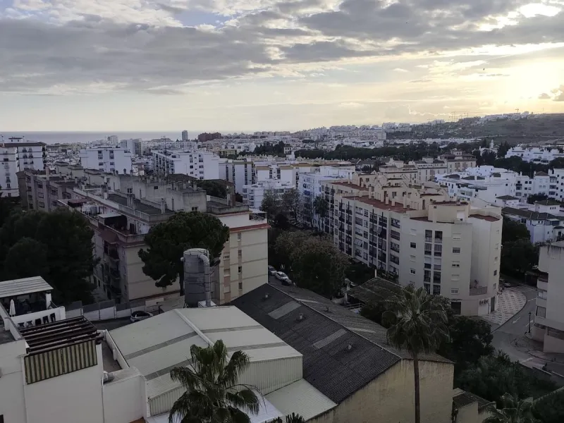 Apartment - Penthouse в продаже в Estepona, Málaga. В доме 2 спален и 1 ванных комнат. Площадь дома 90 м²