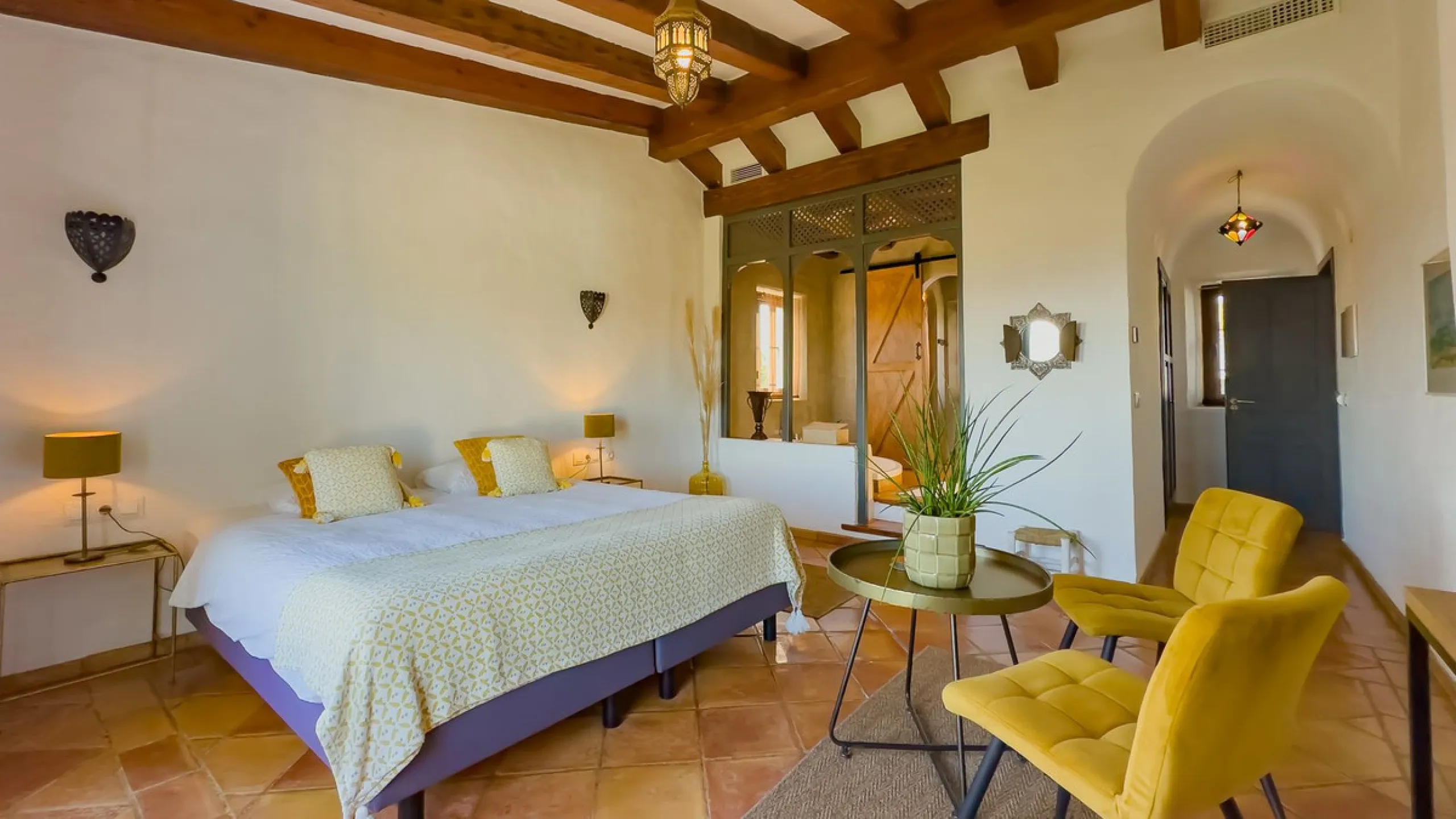 Commercial - Hotel в продаже в Villanueva De La Concepcion, Málaga. В доме 13 спален и 13 ванных комнат. Площадь дома 999 м². Площадь участка 50000 м²