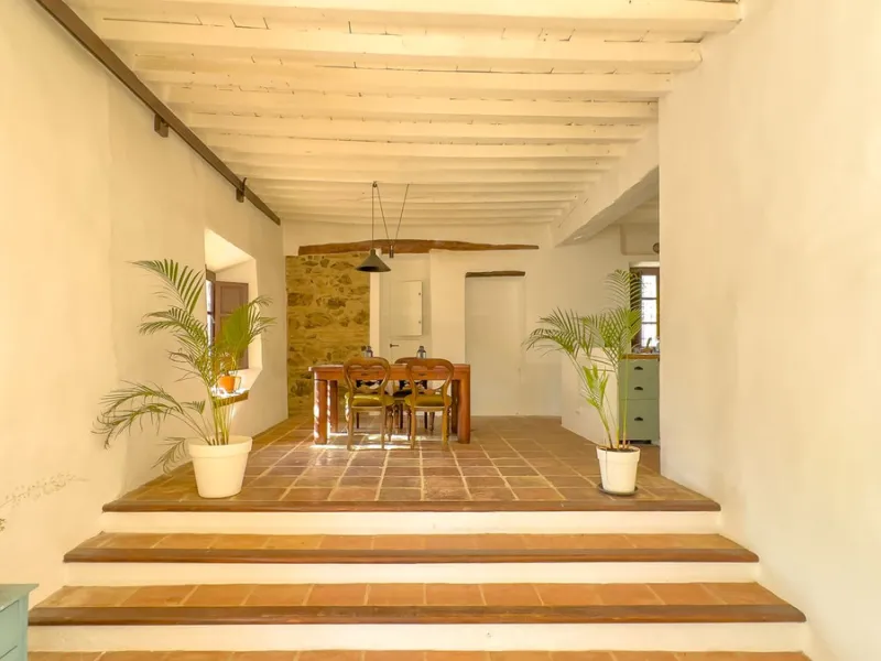 House - Finca - Cortijo в продаже в Málaga, Málaga. В доме 8 спален и 8 ванных комнат. Площадь дома 999 м². Площадь участка 3800 м²