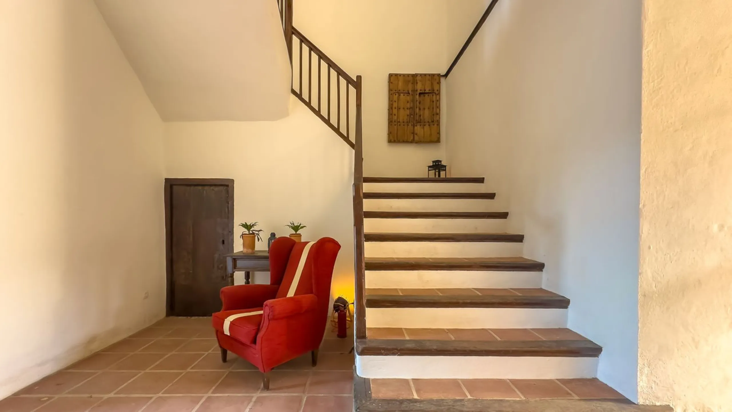 House - Finca - Cortijo в продаже в Málaga, Málaga. В доме 8 спален и 8 ванных комнат. Площадь дома 999 м². Площадь участка 3800 м²