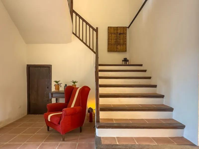 House - Finca - Cortijo в продаже в Málaga, Málaga. В доме 8 спален и 8 ванных комнат. Площадь дома 999 м². Площадь участка 3800 м²
