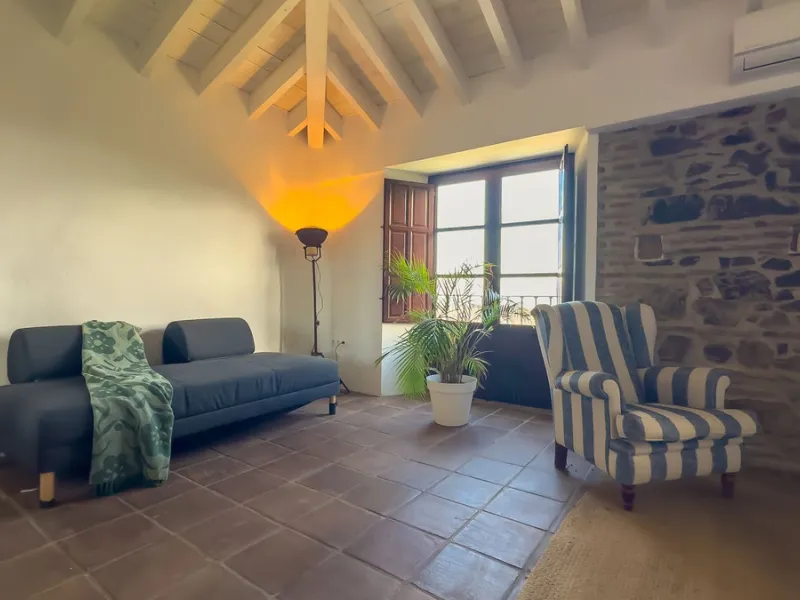 House - Finca - Cortijo в продаже в Málaga, Málaga. В доме 8 спален и 8 ванных комнат. Площадь дома 999 м². Площадь участка 3800 м²