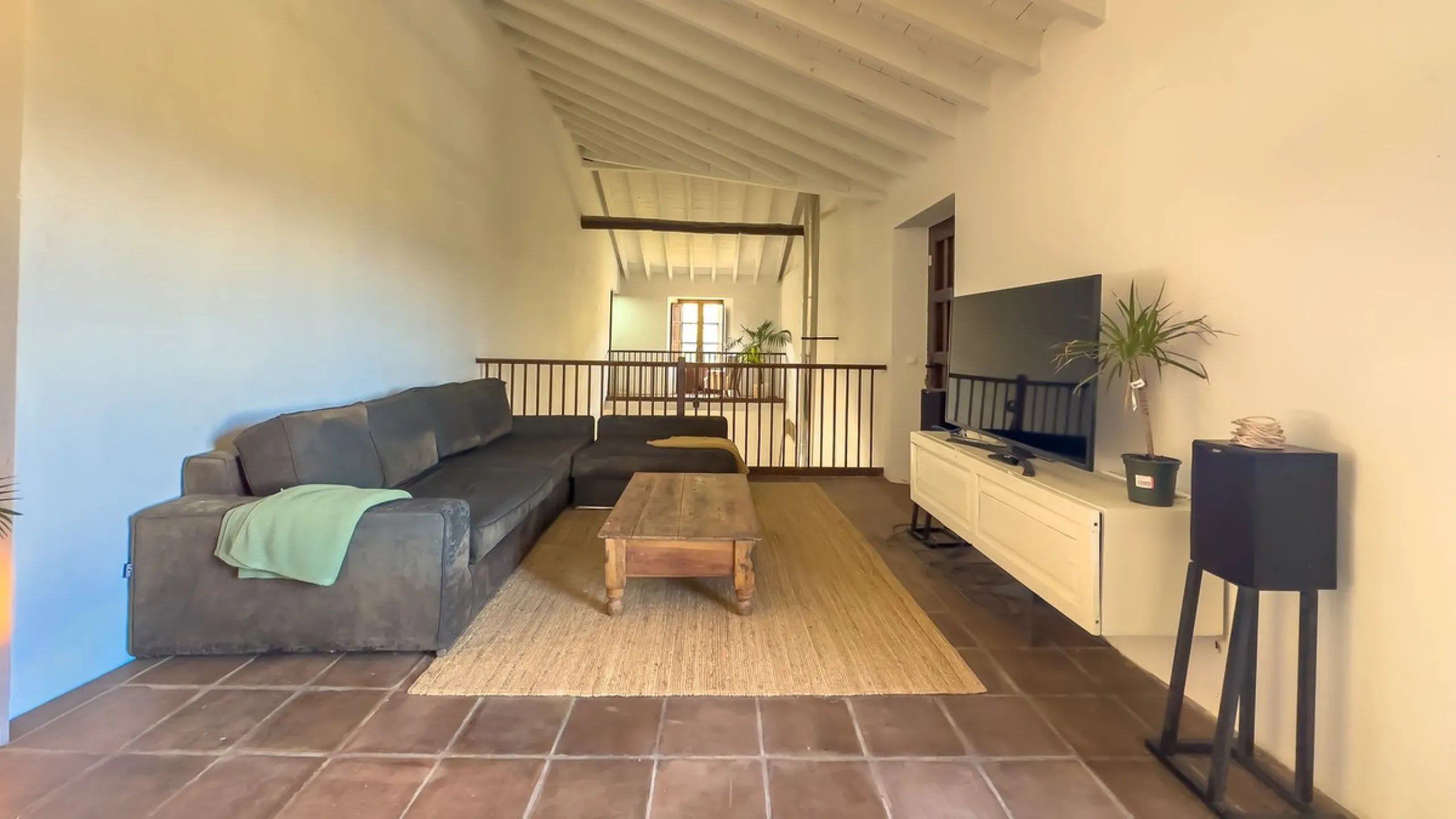 House - Finca - Cortijo в продаже в Málaga, Málaga. В доме 8 спален и 8 ванных комнат. Площадь дома 999 м². Площадь участка 3800 м²
