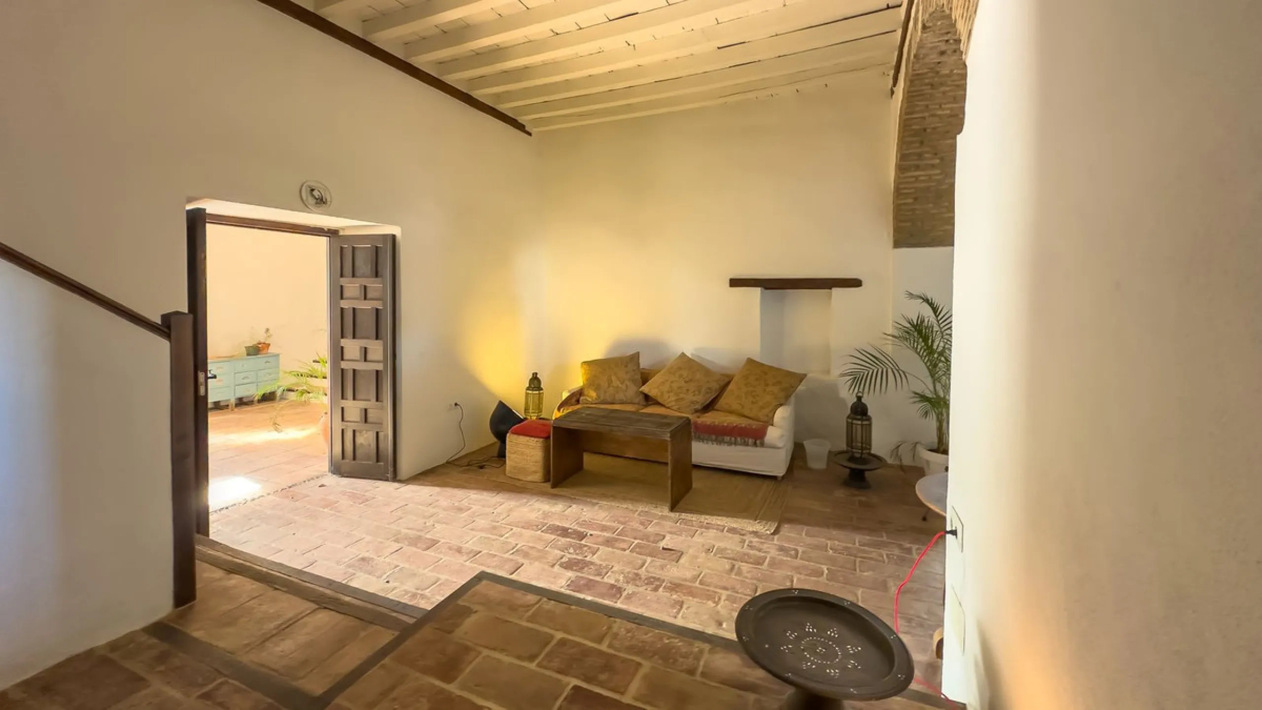 House - Finca - Cortijo в продаже в Málaga, Málaga. В доме 8 спален и 8 ванных комнат. Площадь дома 999 м². Площадь участка 3800 м²
