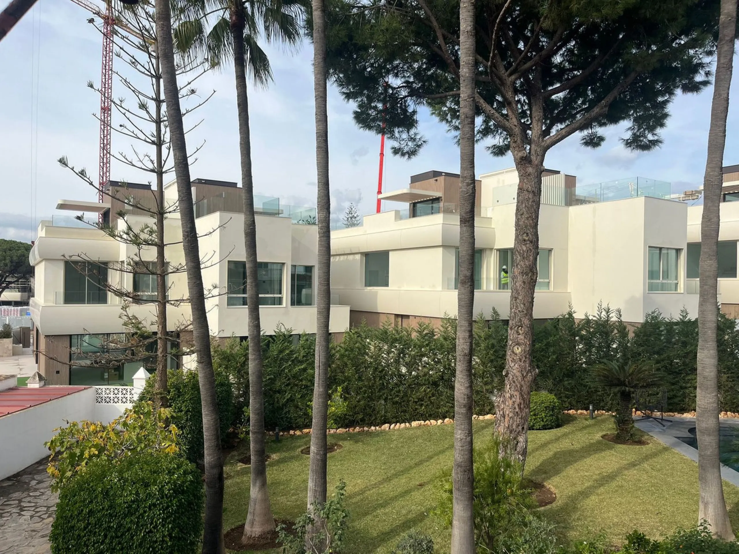 New Build Villa 500m from the Beach – Marbella