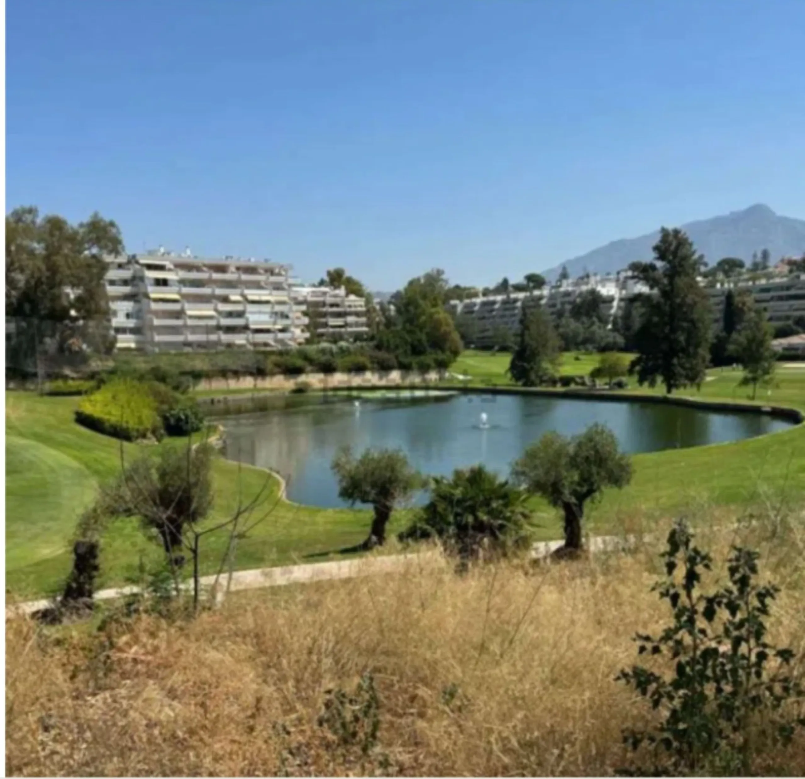 Urban Plot with Completed Project and Building Permit in Effect – Guadalmina Golf Course Frontline