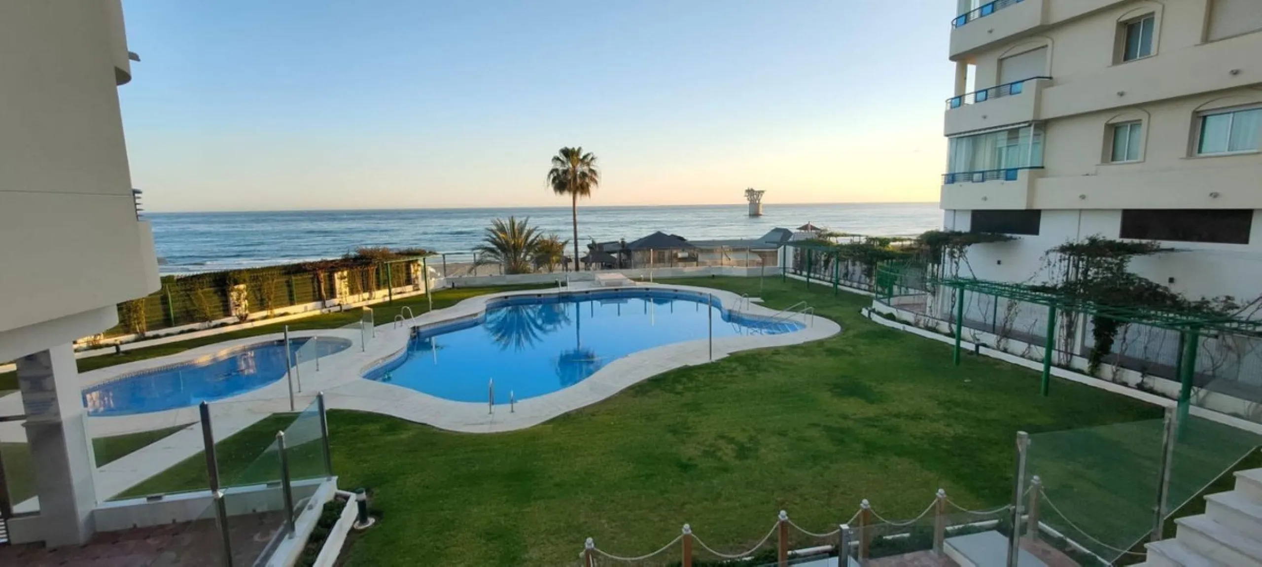 Apartment - Middle Floor Apartment в продаже в Marbella, Málaga. В доме 1 спален и 1 ванных комнат. Площадь дома 55 м²