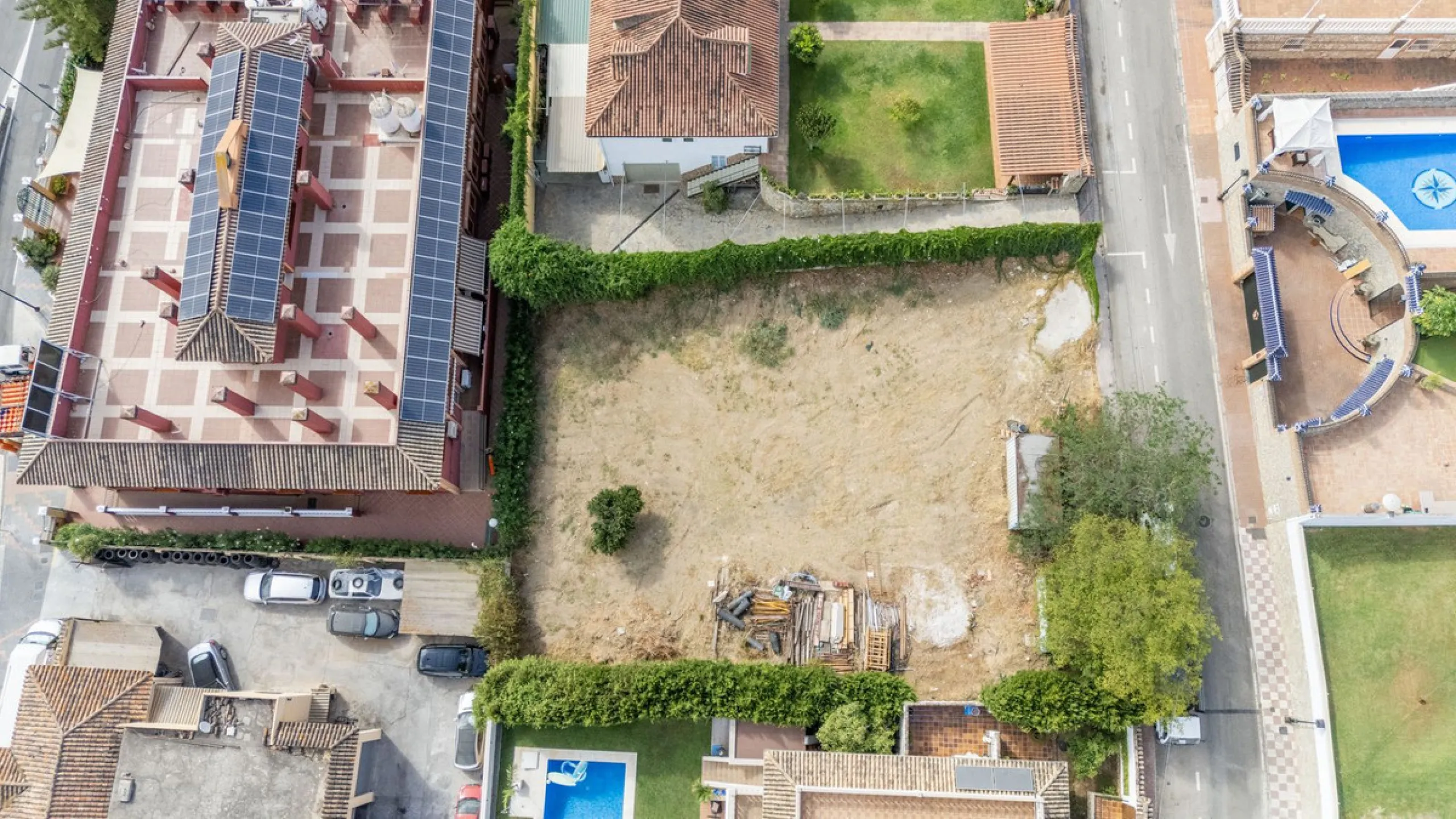 Plot - Residential Plot в продаже в Mijas, Málaga. Площадь дома 255 м². Площадь участка 849 м²