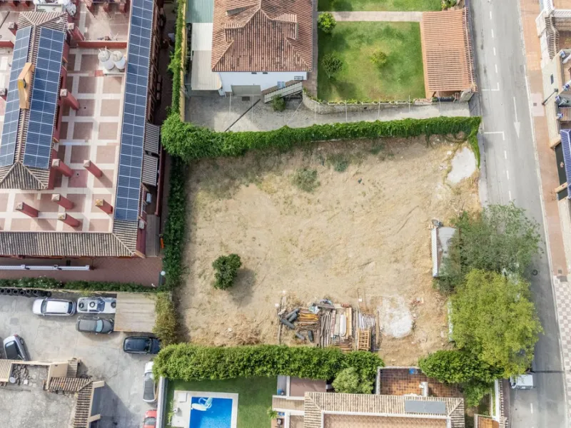 Plot - Residential Plot в продаже в Mijas, Málaga. Площадь дома 255 м². Площадь участка 849 м²