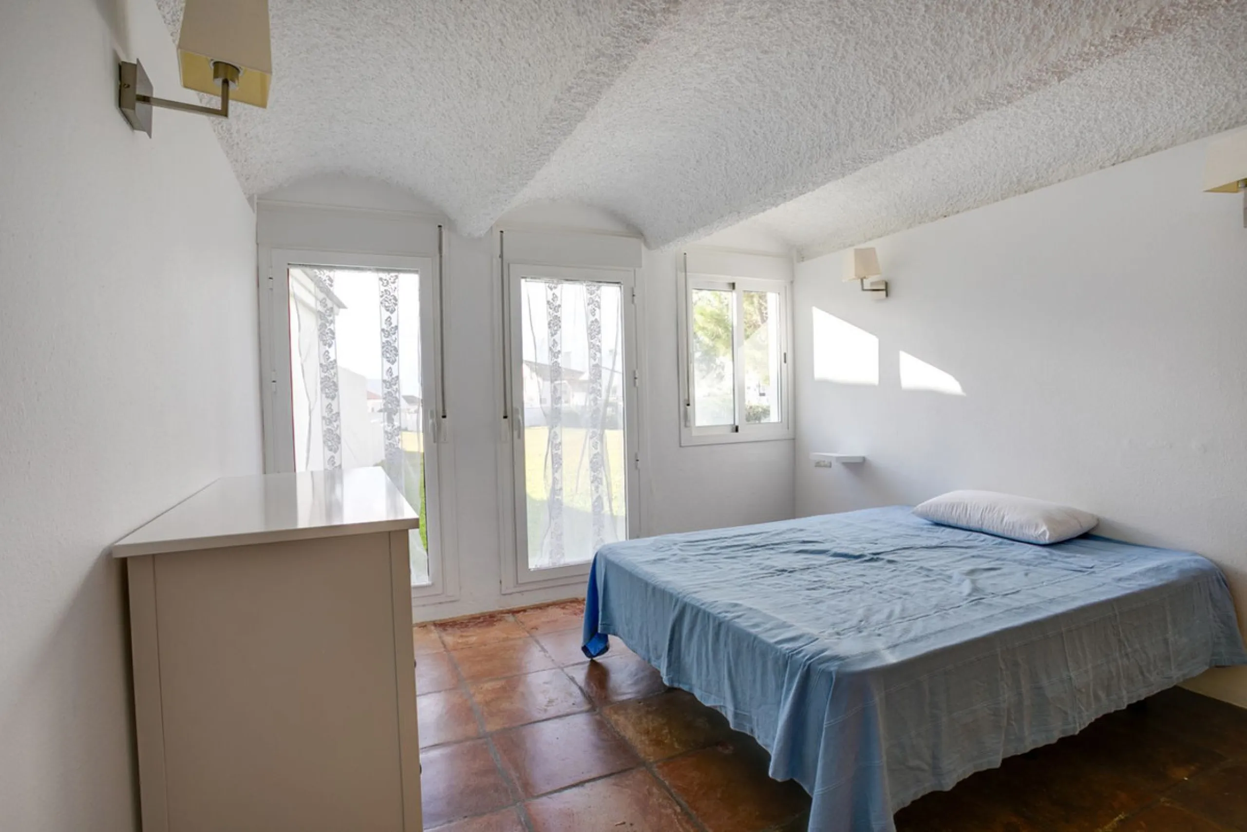 Beautiful Beachfront Semi-Detached House in Estepona