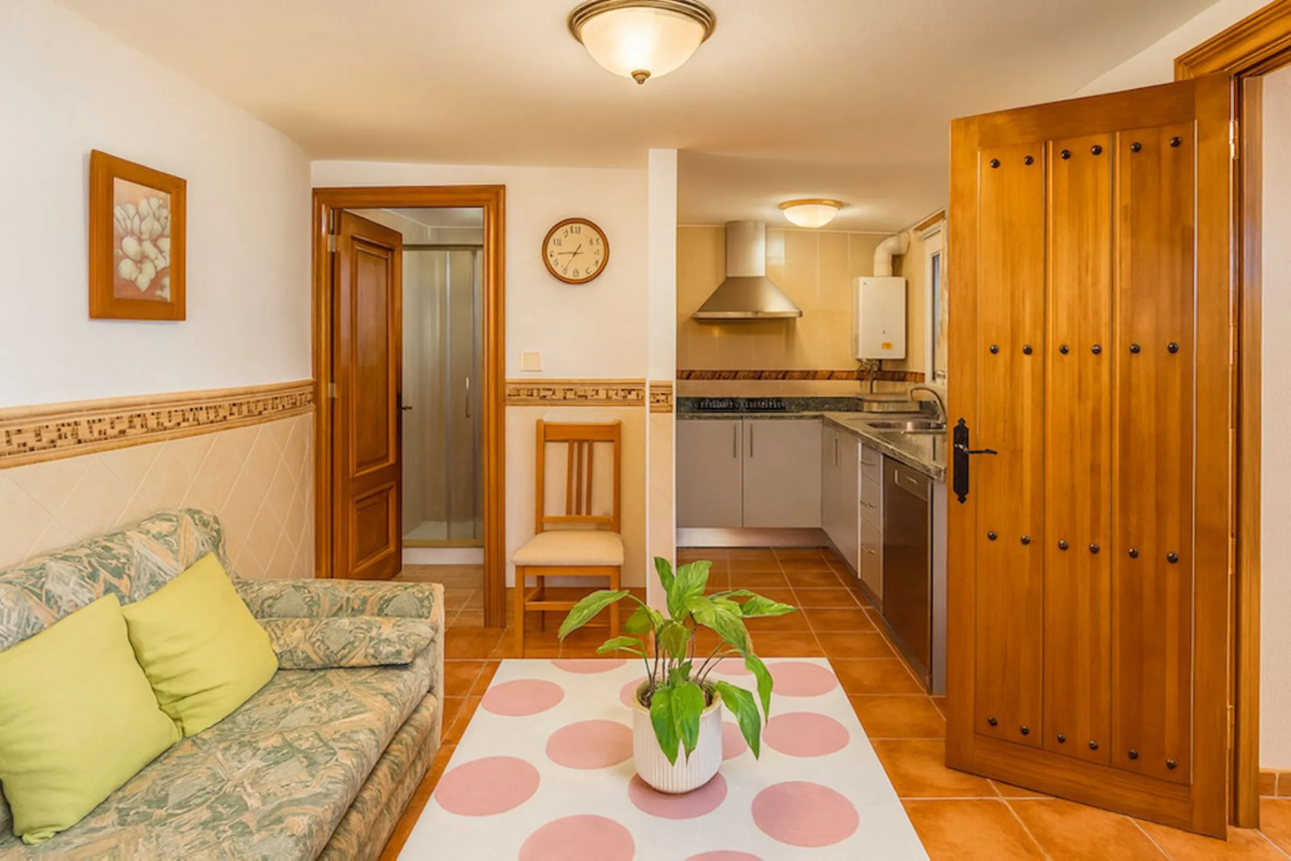 House - Detached Villa в продаже в Torremolinos, Málaga. В доме 3 спален и 3 ванных комнат. Площадь дома 263 м². Площадь участка 913 м²