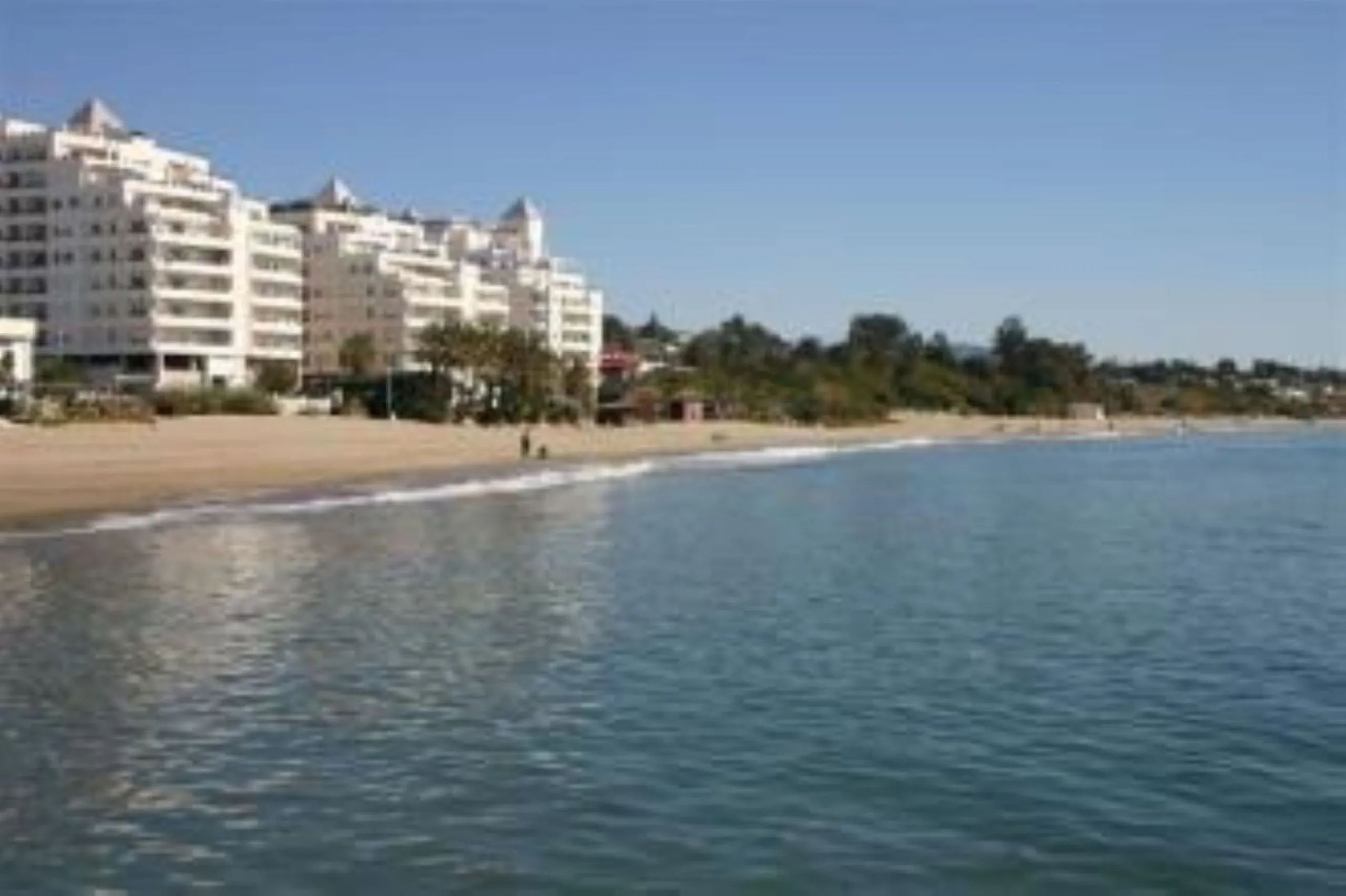 Apartment - Middle Floor Apartment в продаже в Marbella, Málaga. В доме 1 спален и 1 ванных комнат. Площадь дома 55 м²