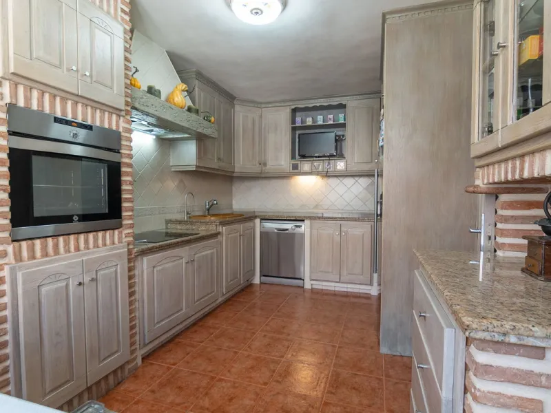 Exclusive Townhouse in Seghers, Estepona, Just Steps from the Sea
