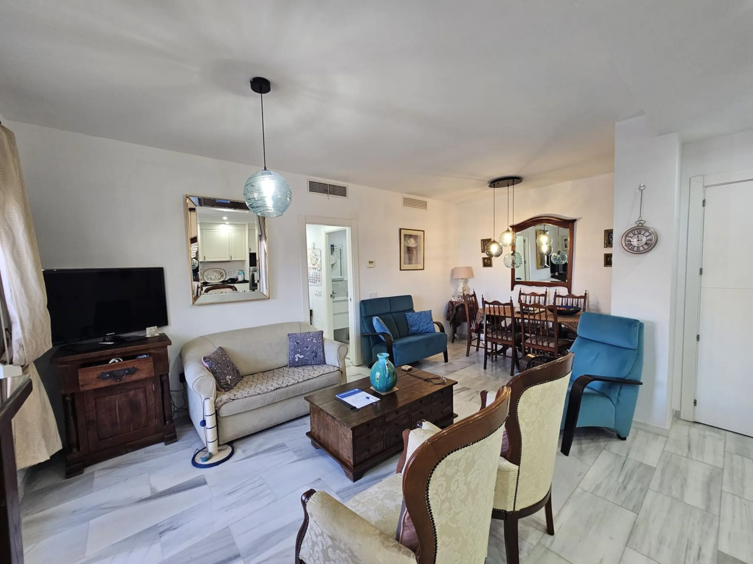 Great 2-Bedroom, 2-Bathroom Apartment in the heart of Fuengirola