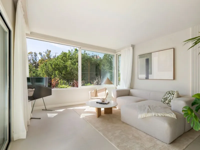 Apartment - Duplex в продаже в Benahavís, Málaga. В доме 3 спален и 4 ванных комнат. Площадь дома 167 м²