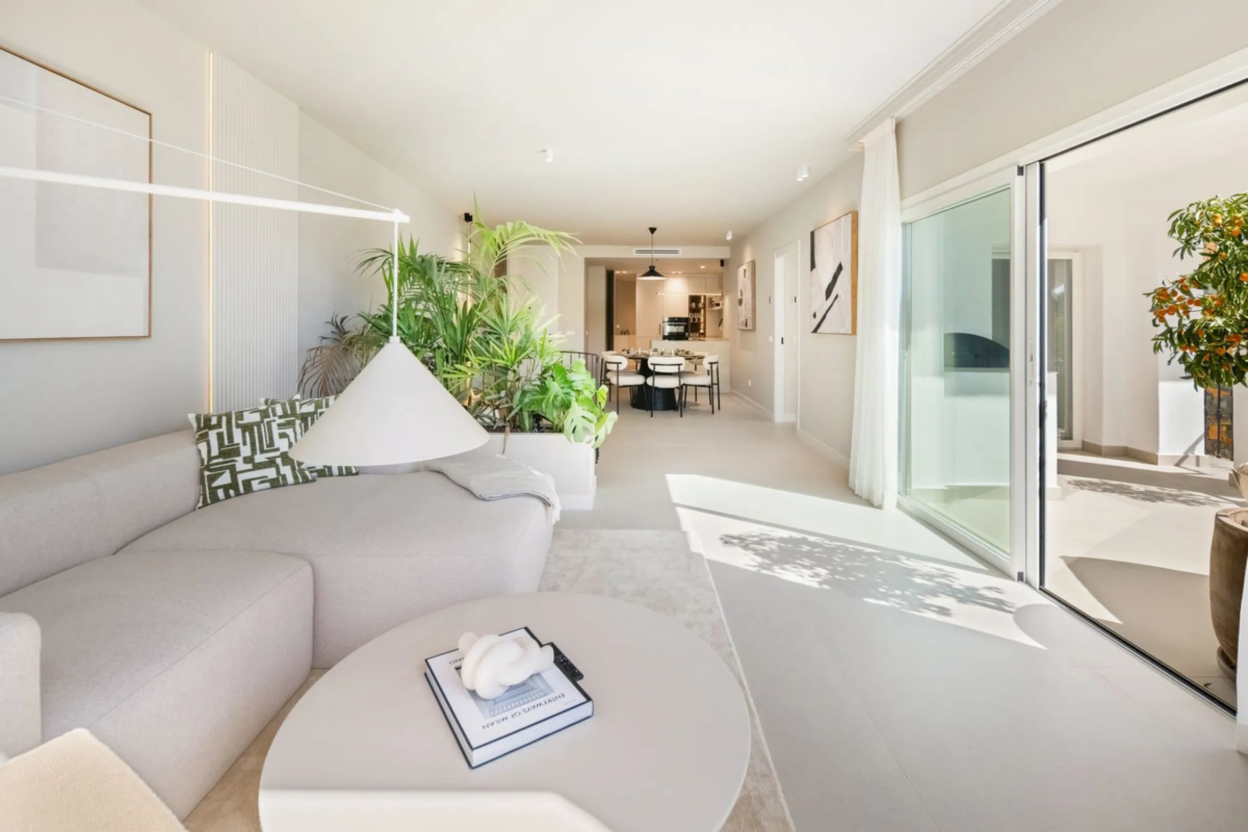 Apartment - Duplex в продаже в Benahavís, Málaga. В доме 3 спален и 4 ванных комнат. Площадь дома 167 м²