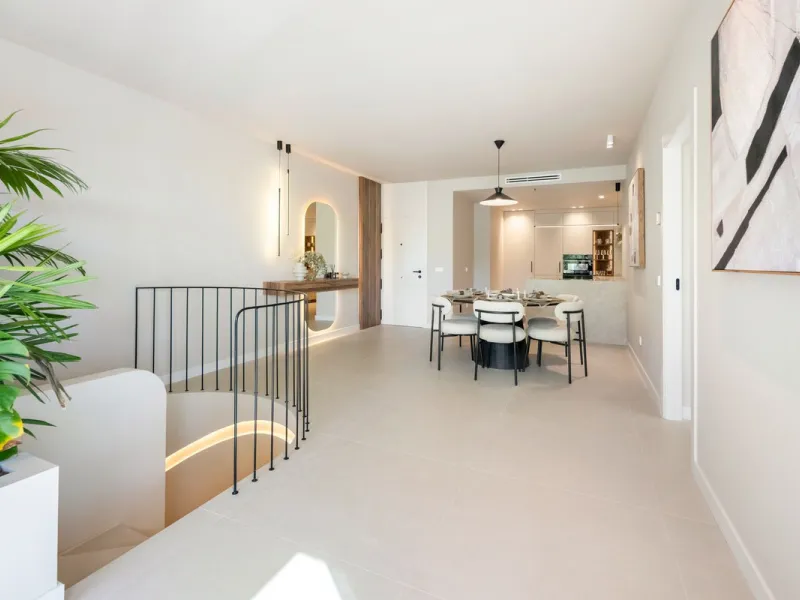 Apartment - Duplex в продаже в Benahavís, Málaga. В доме 3 спален и 4 ванных комнат. Площадь дома 167 м²