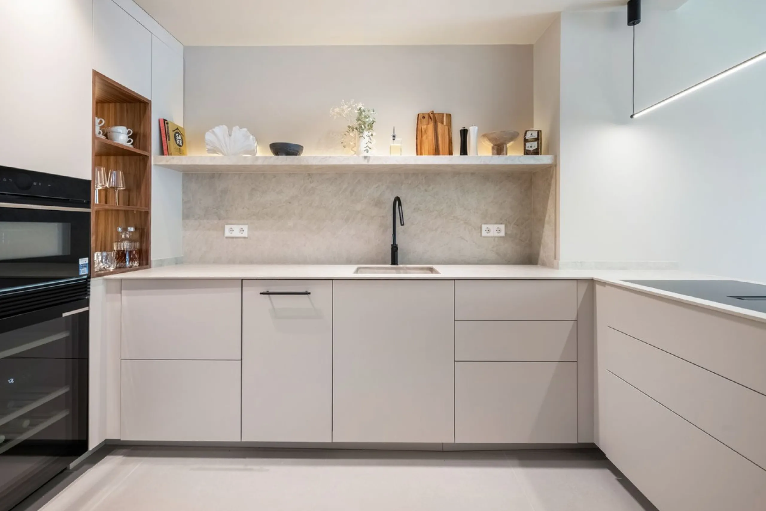 Apartment - Duplex в продаже в Benahavís, Málaga. В доме 3 спален и 4 ванных комнат. Площадь дома 167 м²