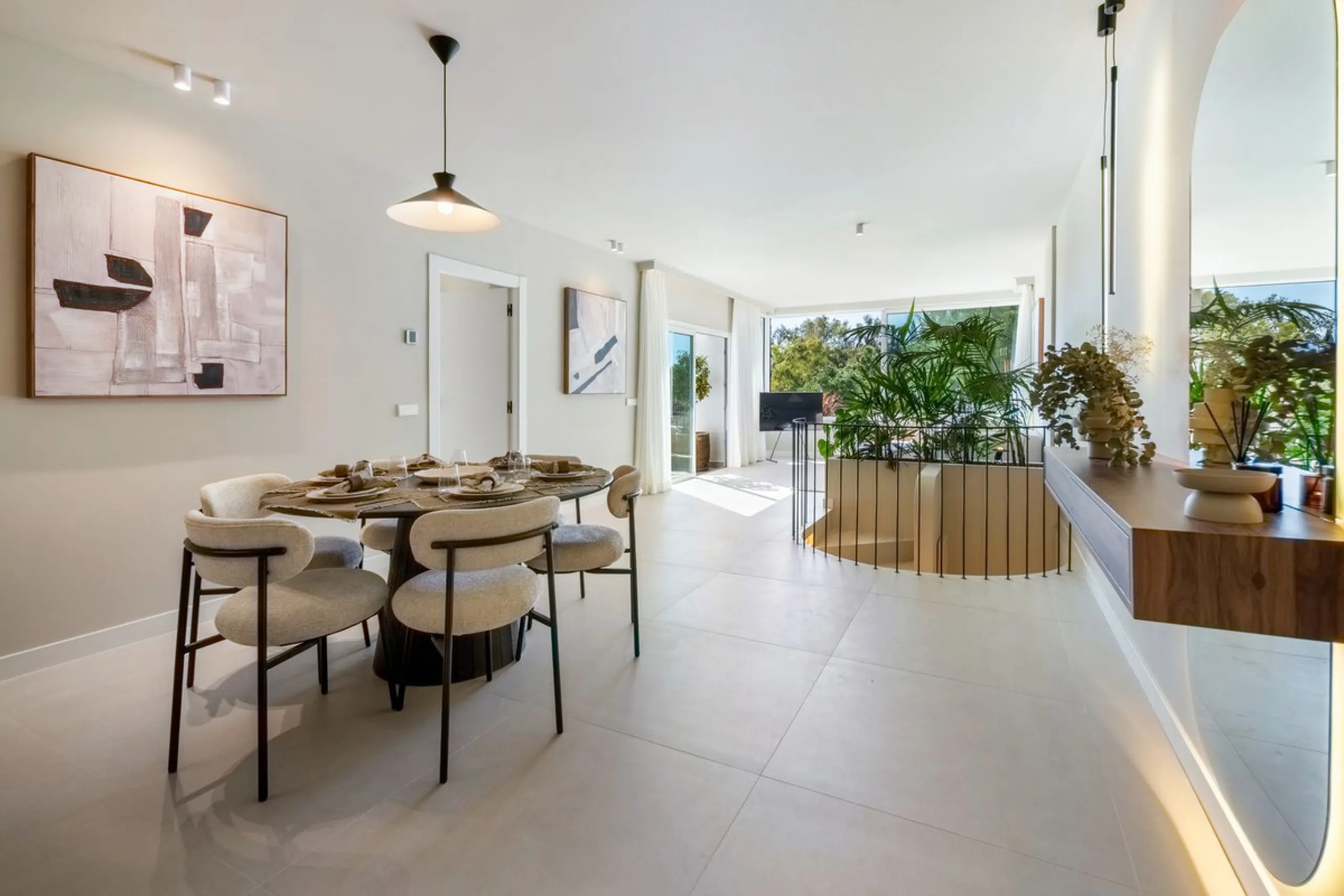Apartment - Duplex в продаже в Benahavís, Málaga. В доме 3 спален и 4 ванных комнат. Площадь дома 167 м²