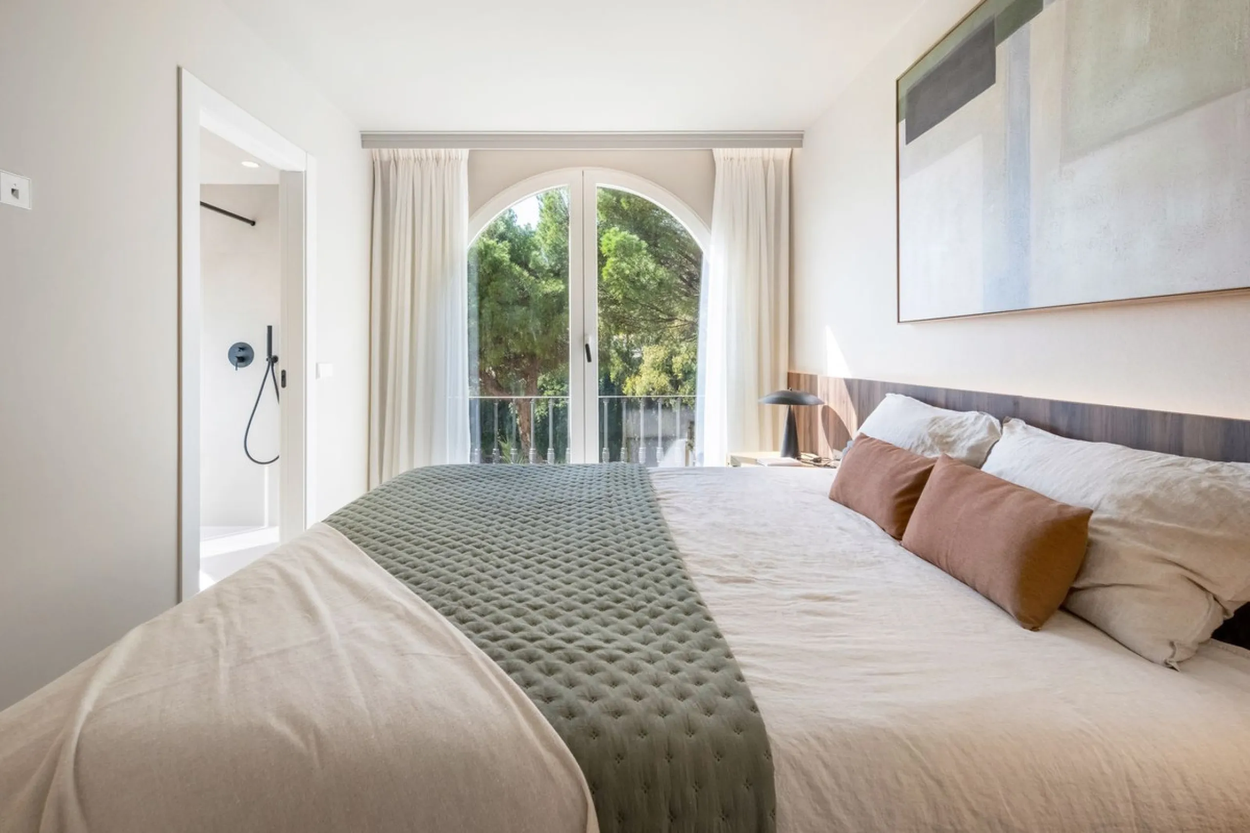 Apartment - Duplex в продаже в Benahavís, Málaga. В доме 3 спален и 4 ванных комнат. Площадь дома 167 м²