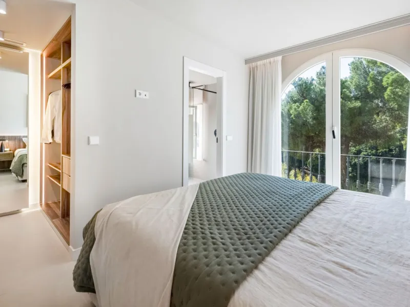 Apartment - Duplex в продаже в Benahavís, Málaga. В доме 3 спален и 4 ванных комнат. Площадь дома 167 м²