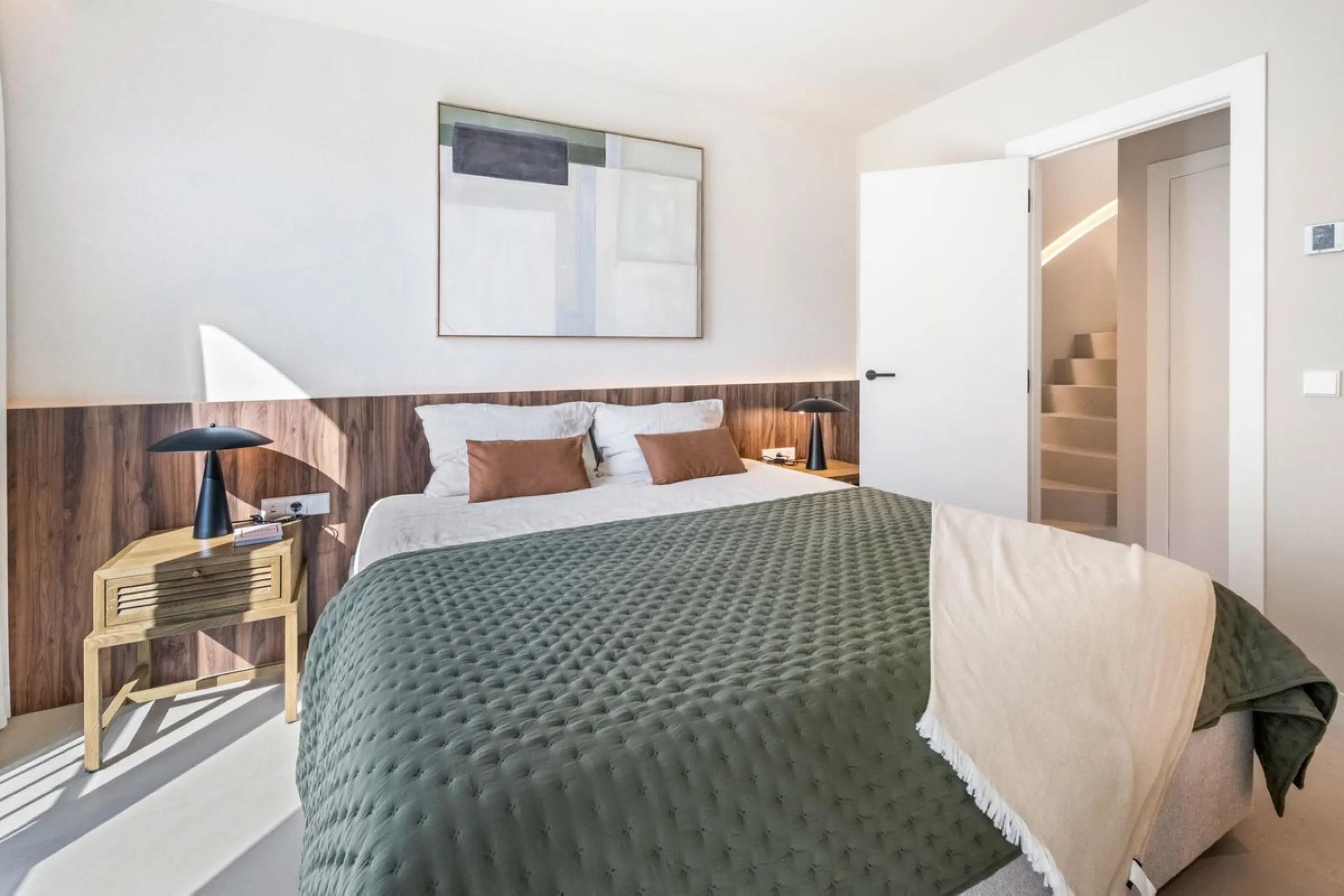 Apartment - Duplex в продаже в Benahavís, Málaga. В доме 3 спален и 4 ванных комнат. Площадь дома 167 м²