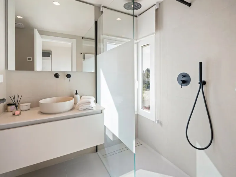 Apartment - Duplex в продаже в Benahavís, Málaga. В доме 3 спален и 4 ванных комнат. Площадь дома 167 м²
