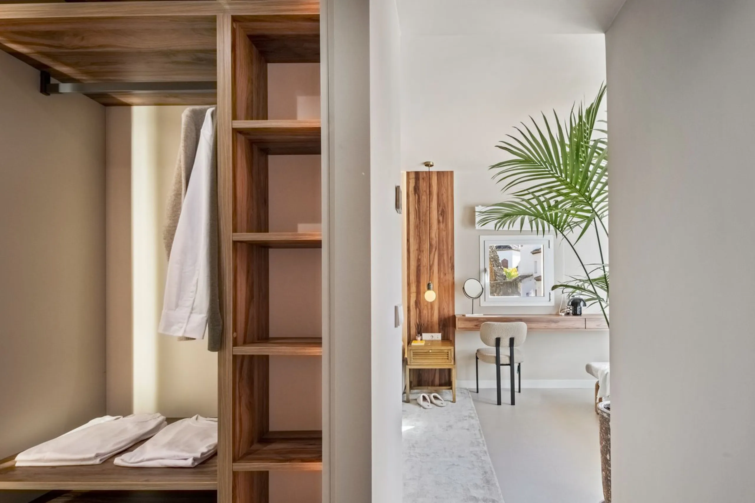 Apartment - Duplex в продаже в Benahavís, Málaga. В доме 3 спален и 4 ванных комнат. Площадь дома 167 м²