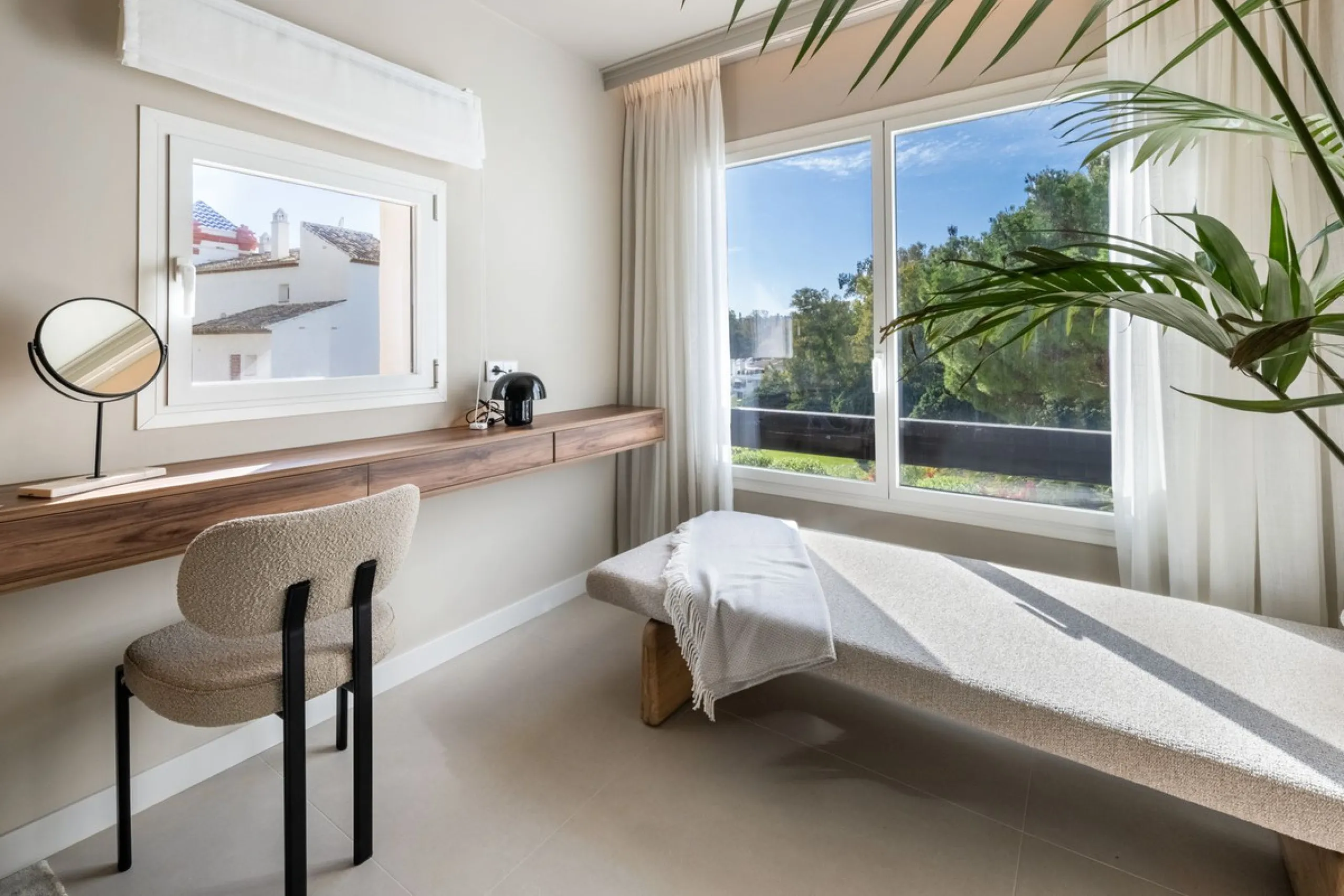 Apartment - Duplex в продаже в Benahavís, Málaga. В доме 3 спален и 4 ванных комнат. Площадь дома 167 м²
