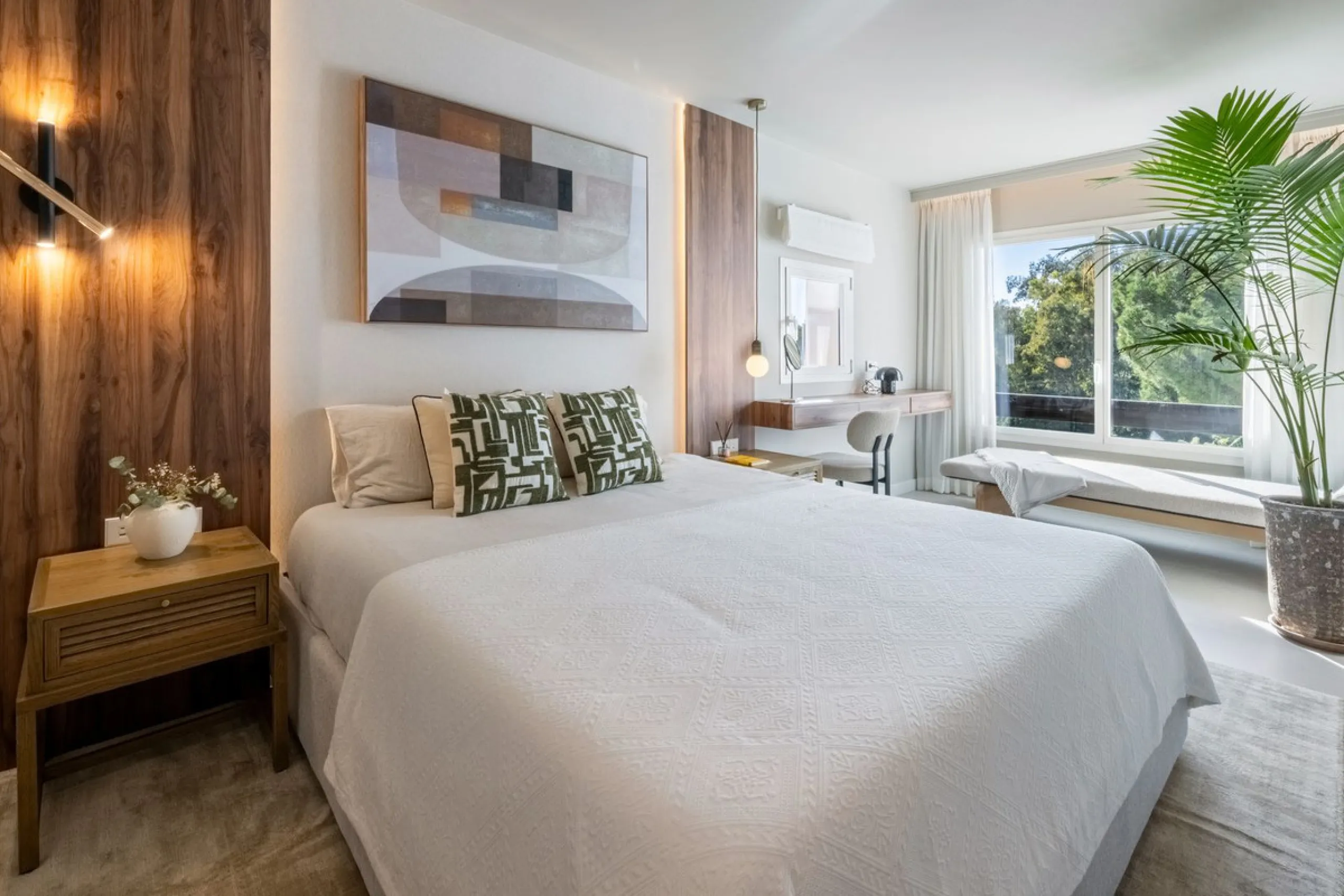 Apartment - Duplex в продаже в Benahavís, Málaga. В доме 3 спален и 4 ванных комнат. Площадь дома 167 м²