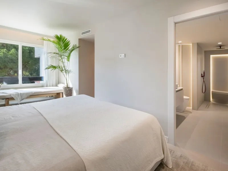 Apartment - Duplex в продаже в Benahavís, Málaga. В доме 3 спален и 4 ванных комнат. Площадь дома 167 м²