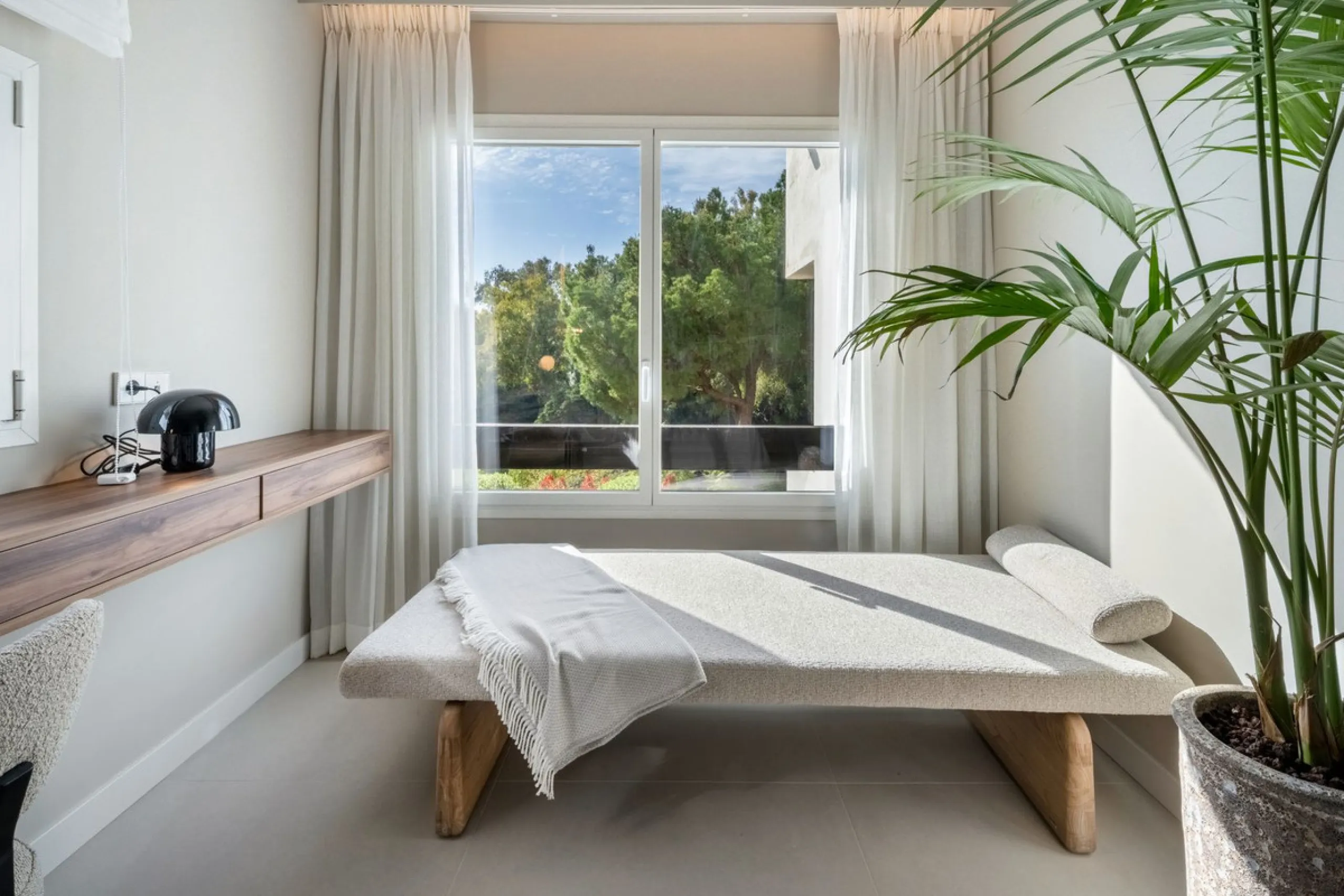 Apartment - Duplex в продаже в Benahavís, Málaga. В доме 3 спален и 4 ванных комнат. Площадь дома 167 м²